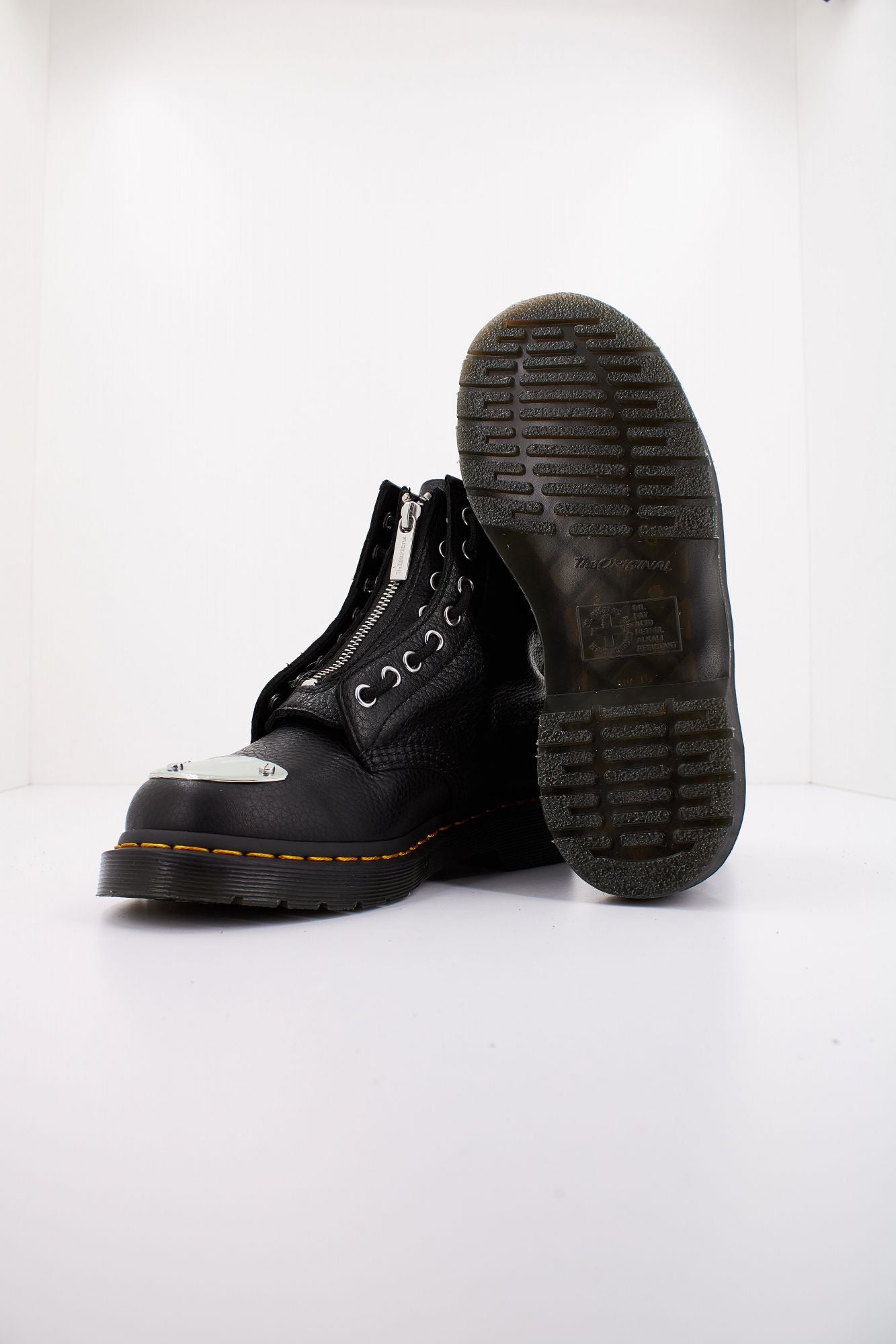 DR. MARTENS DM 1460 MP en color NEGRO (4)