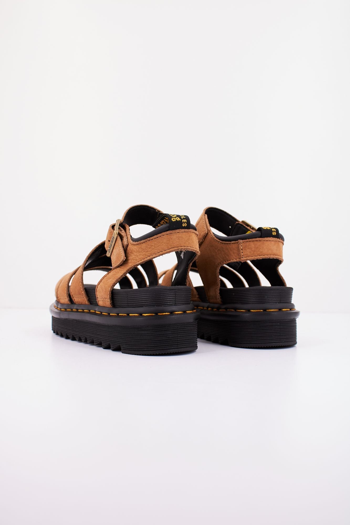 DR. MARTENS BLAIRE en color MARRON (3)