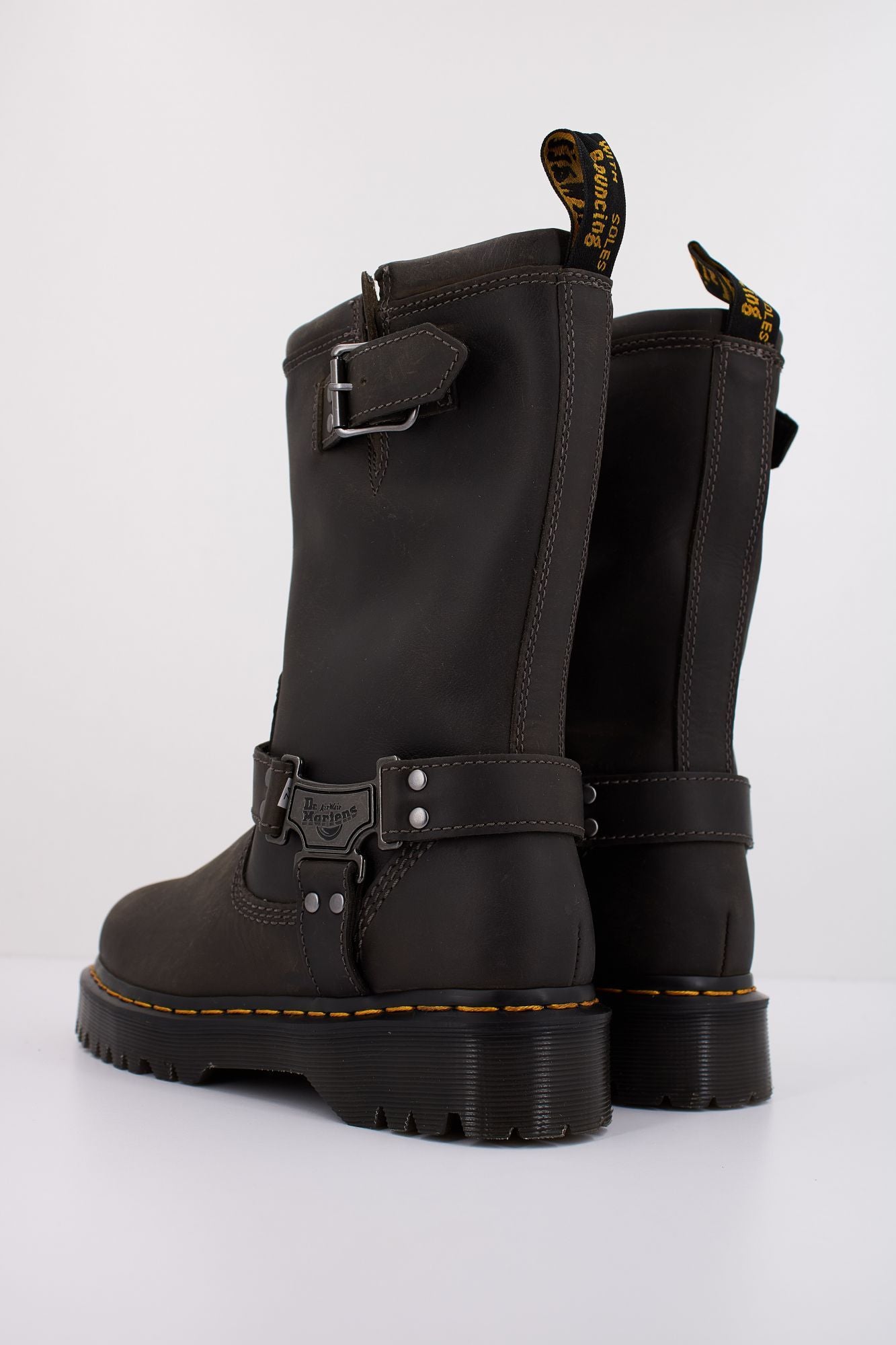 DR. MARTENS 154708 en color GRIS (4)