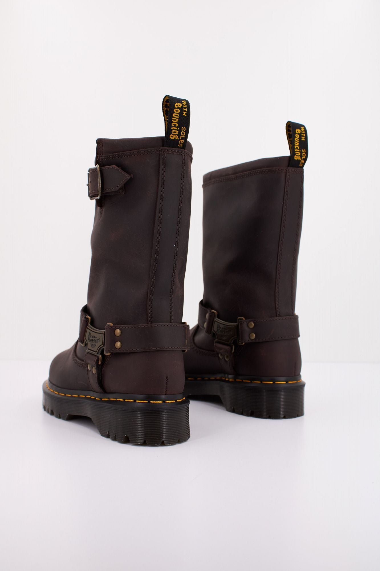 DR. MARTENS  ANISTONE HI en color MARRON (4)