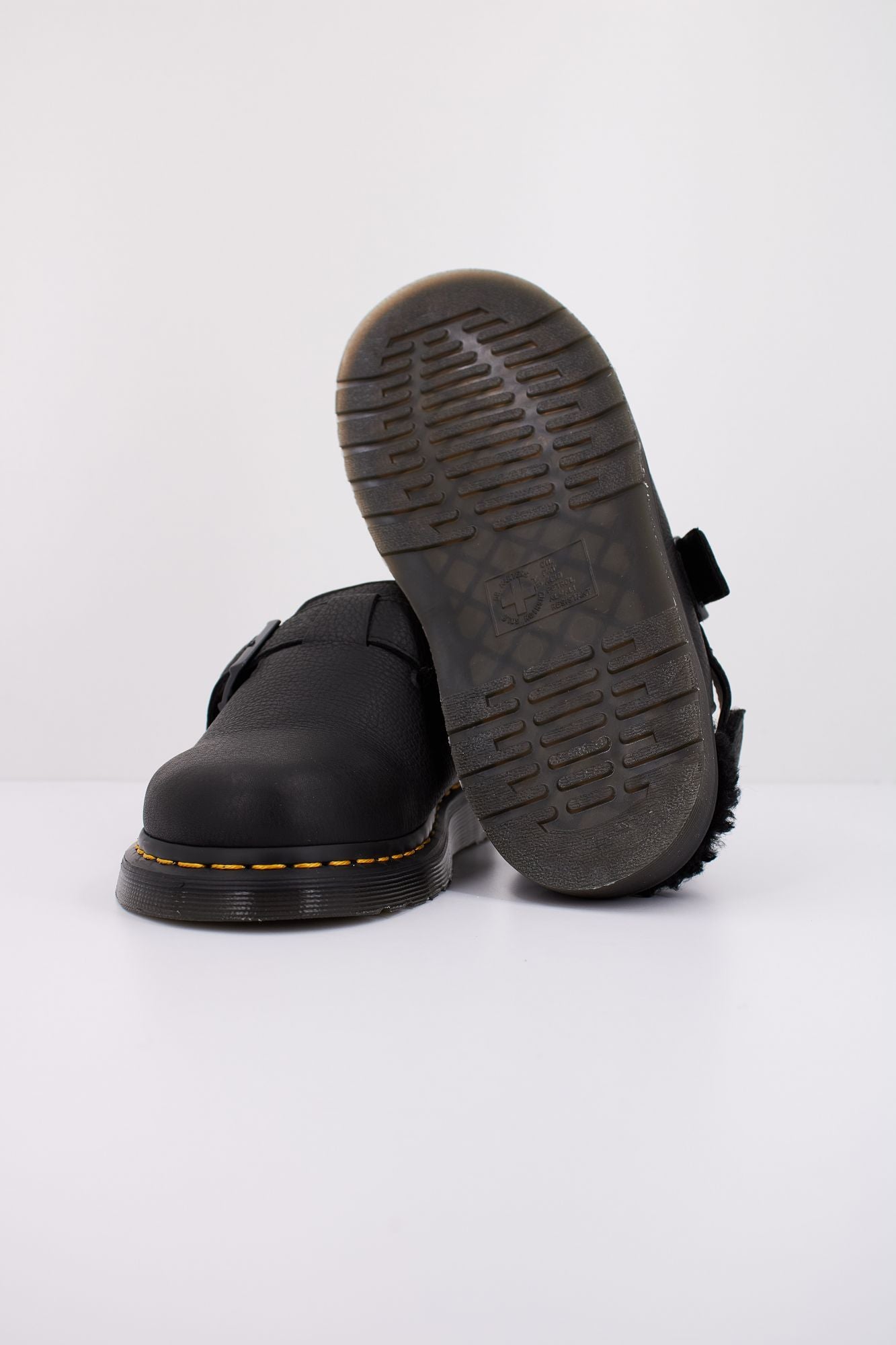 DR. MARTENS JORGE ll FL en color NEGRO (5)