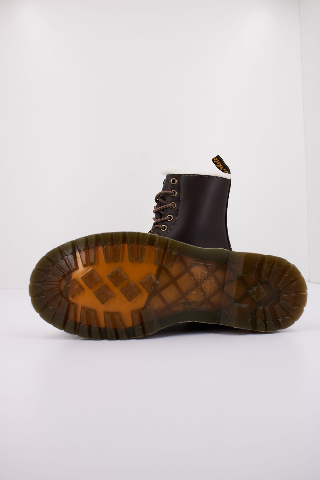 DR. MARTENS PASCAL SERENA en color MARRON (5)