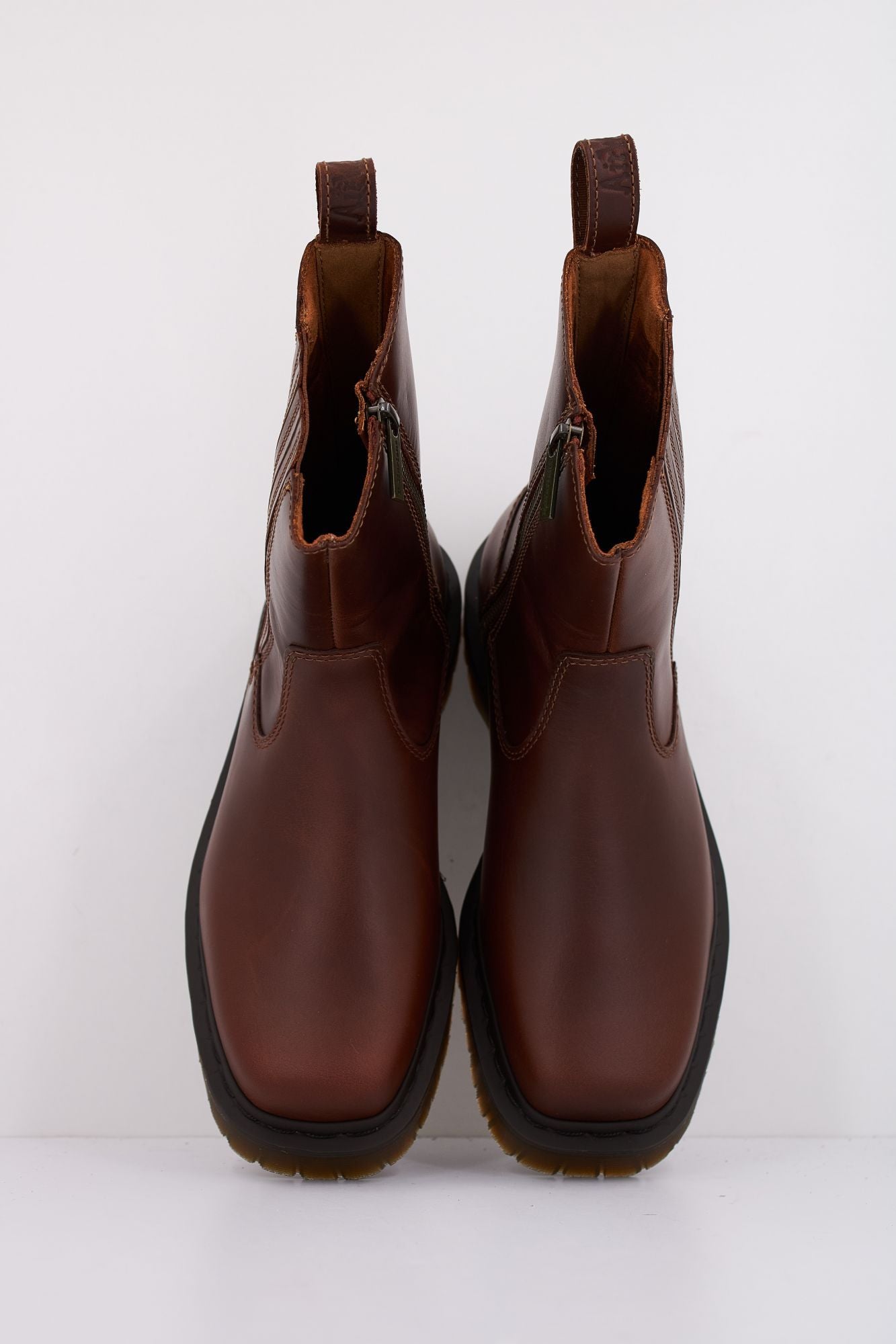 DR. MARTENS AMAAYAH LO en color MARRON (3)