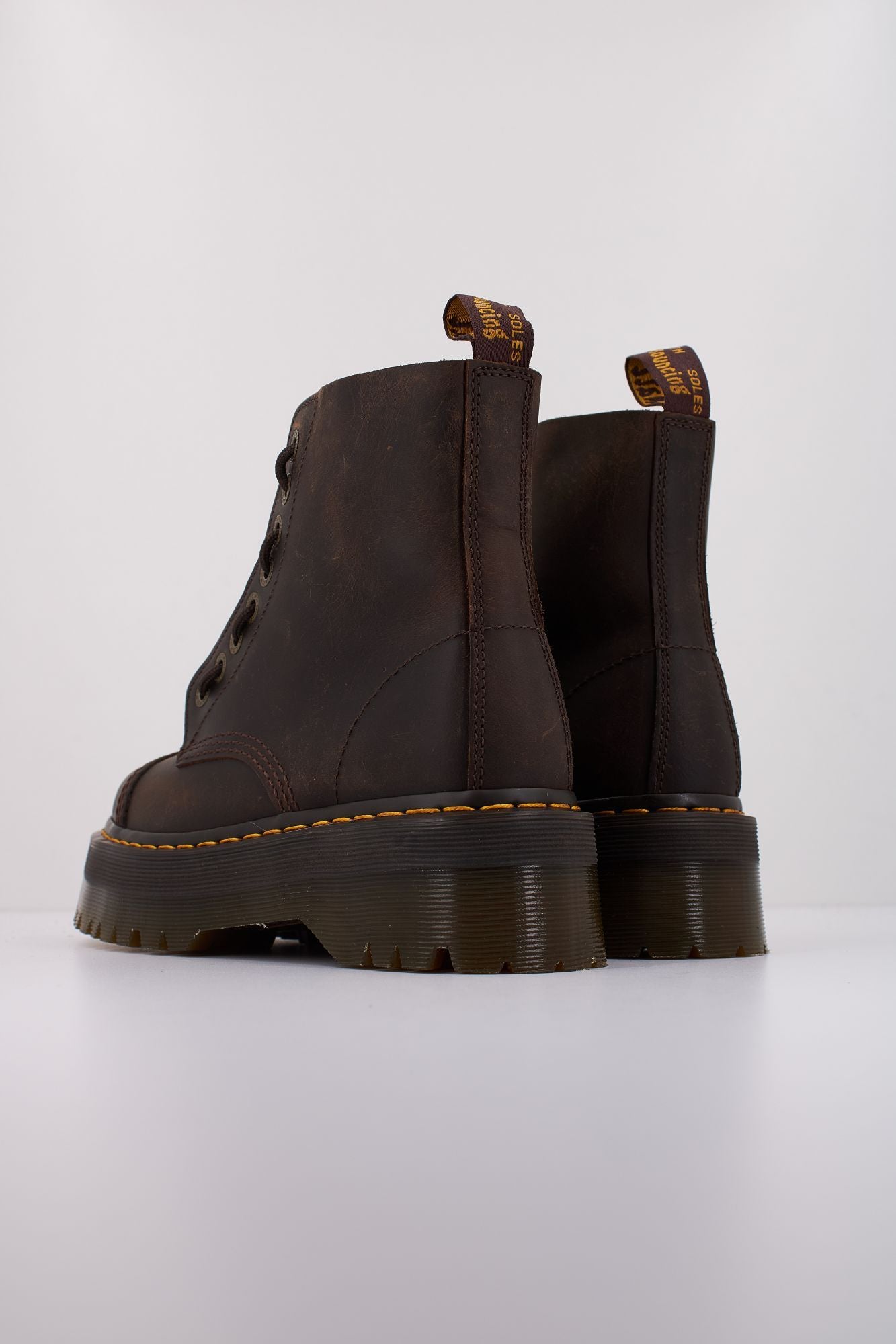 DR. MARTENS SINCLAIR  en color MARRON (4)