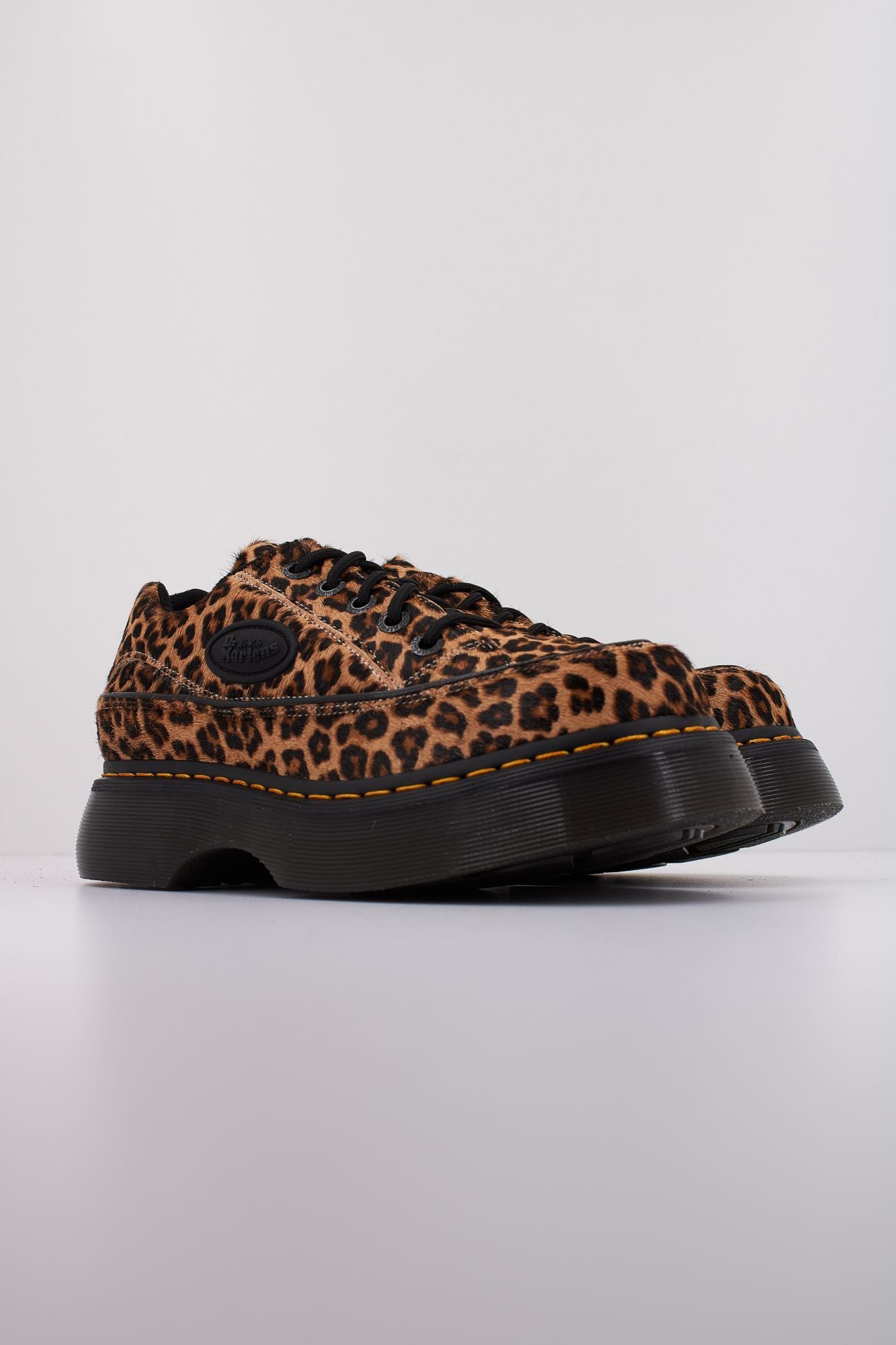 DR. MARTENS BUZZ en color ANIMAL PRINT (2)