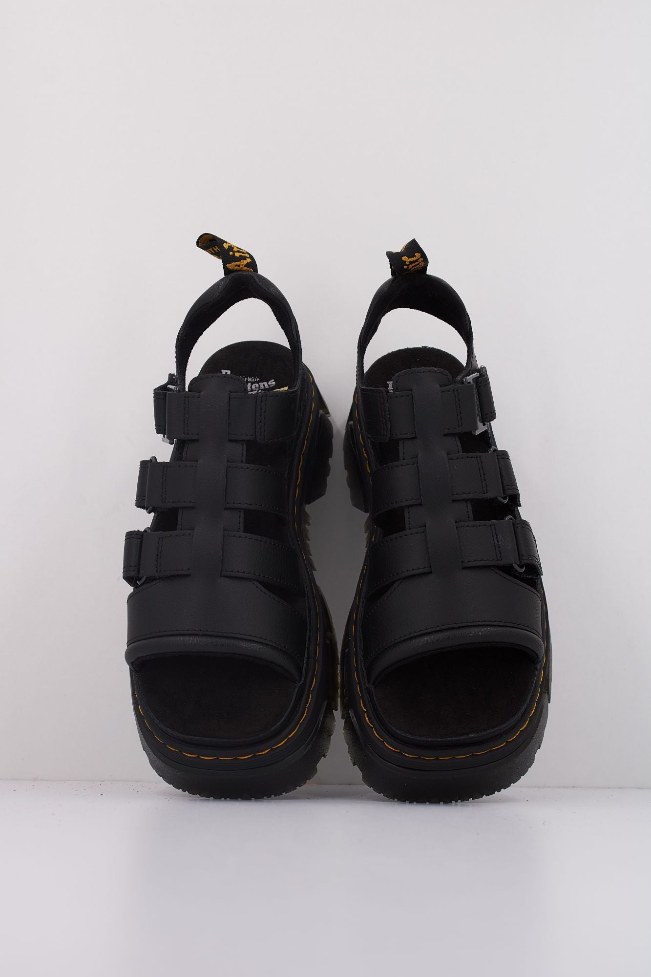 DR. MARTENS MATTISON 35 en color NEGRO (3)