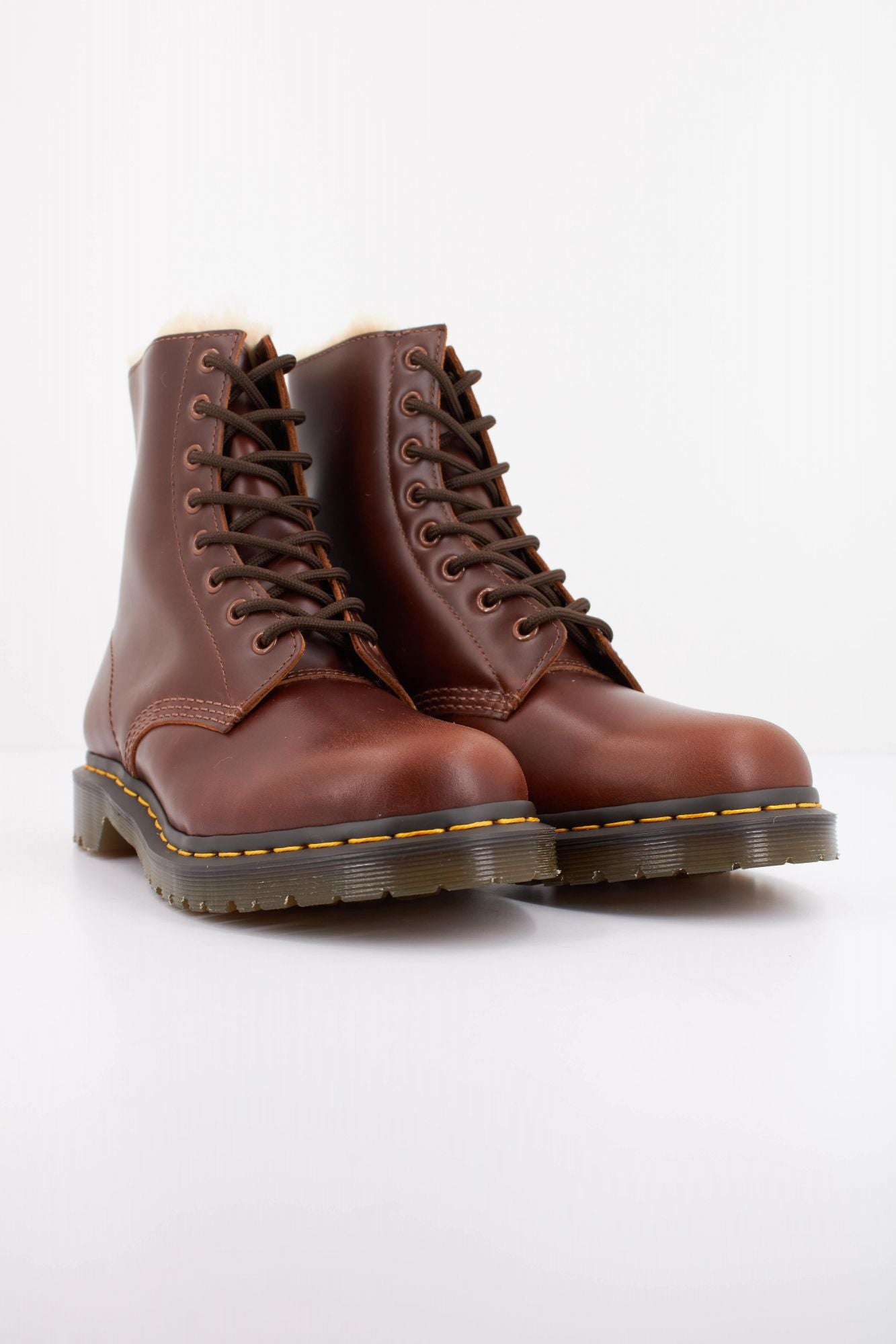 DR. MARTENS SERENA en color MARRON (2)