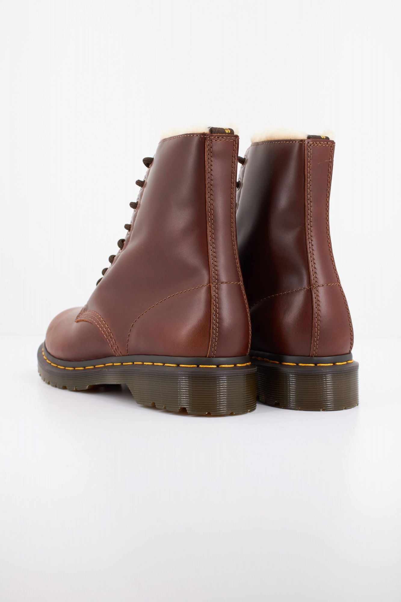 DR. MARTENS SERENA en color MARRON (3)