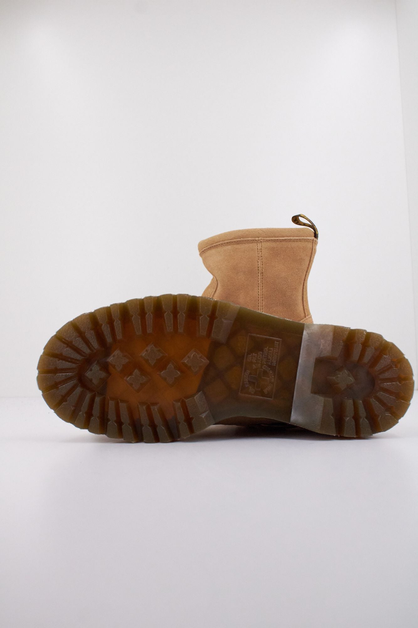 DR. MARTENS ANISTONE HRNS en color MARRON (5)