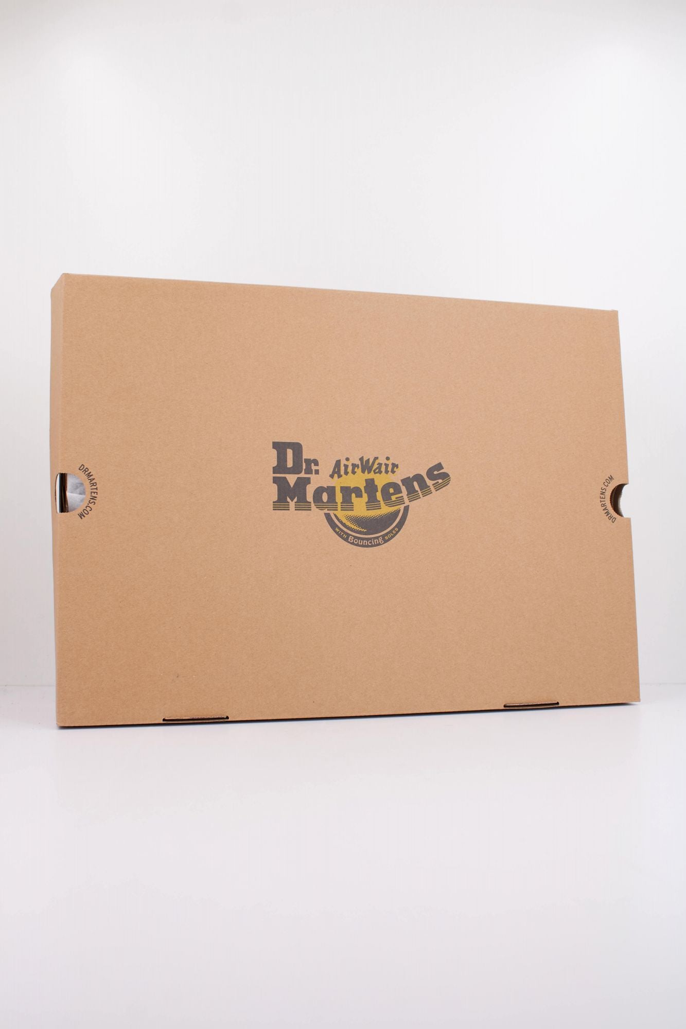 DR. MARTENS  BUZZ HI  en color NEGRO (6)