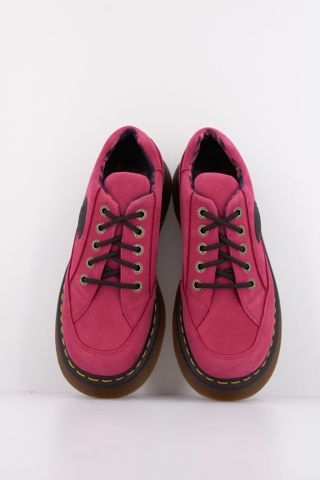 DR. MARTENS BUZZ 5I en color ROSA (3)