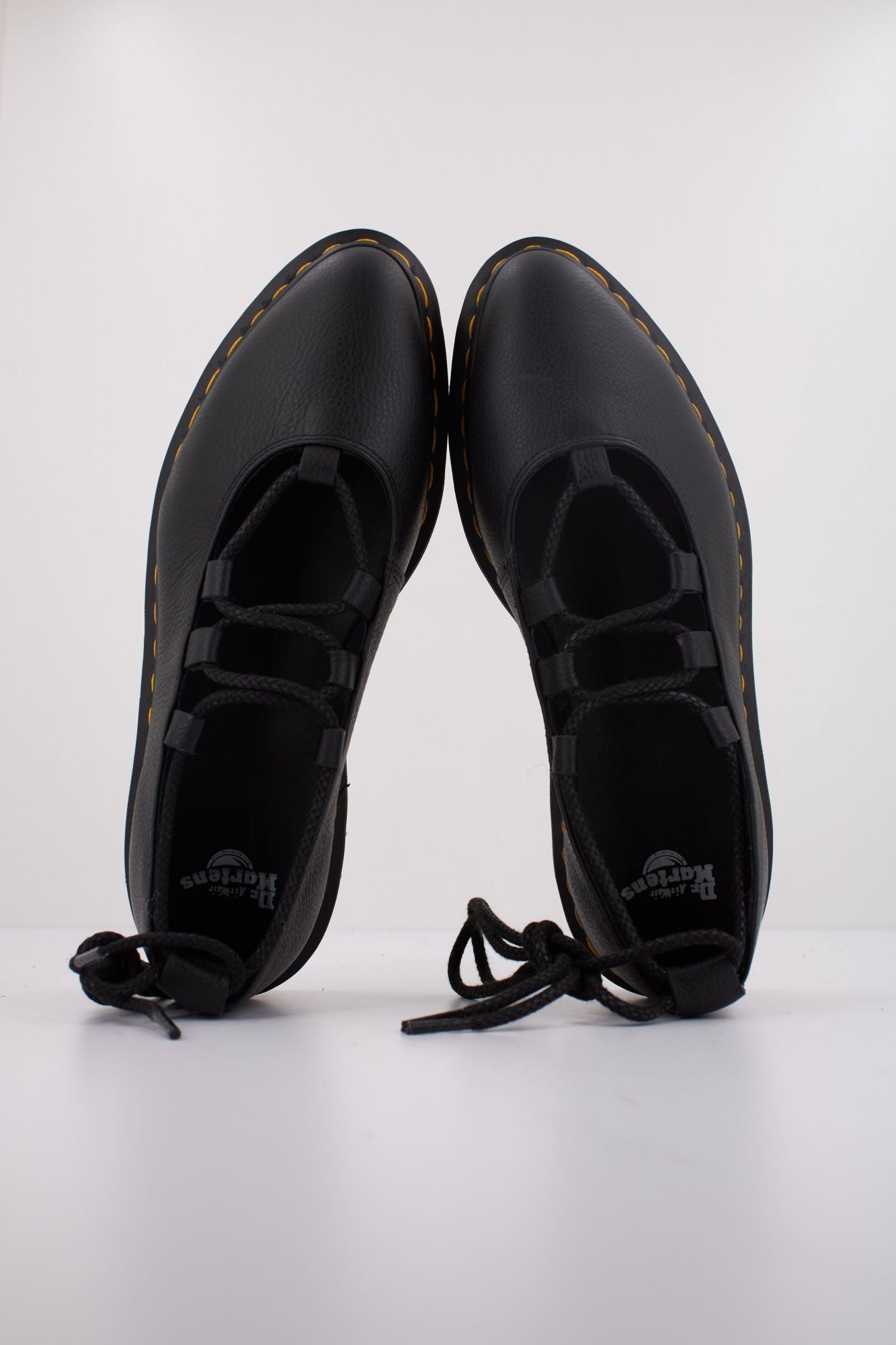 DR. MARTENS ELPHIE II en color NEGRO (3)