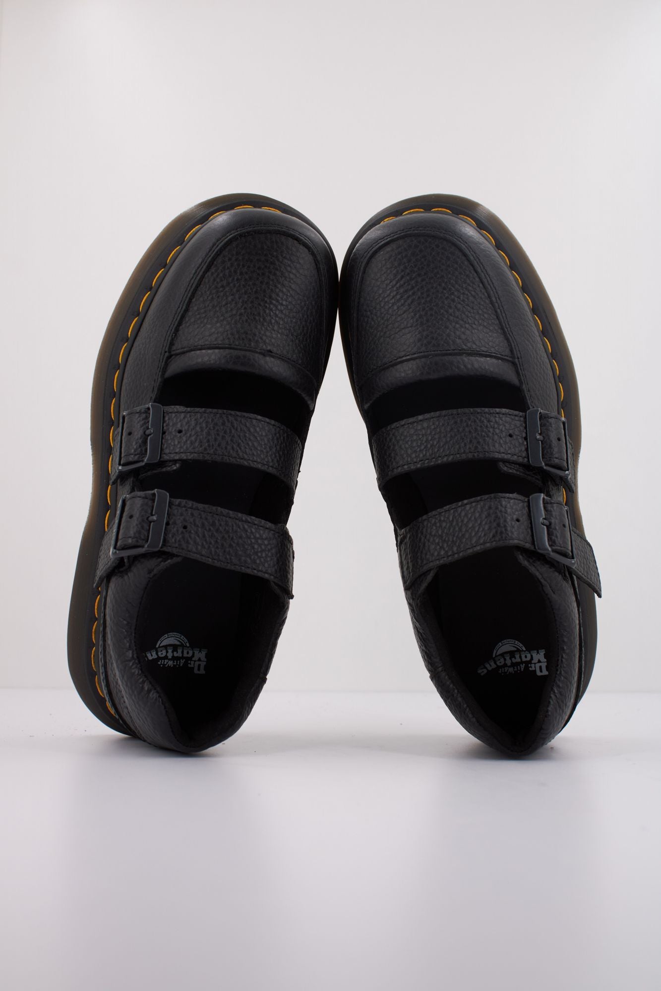 DR. MARTENS BUZZ MJ en color NEGRO (3)