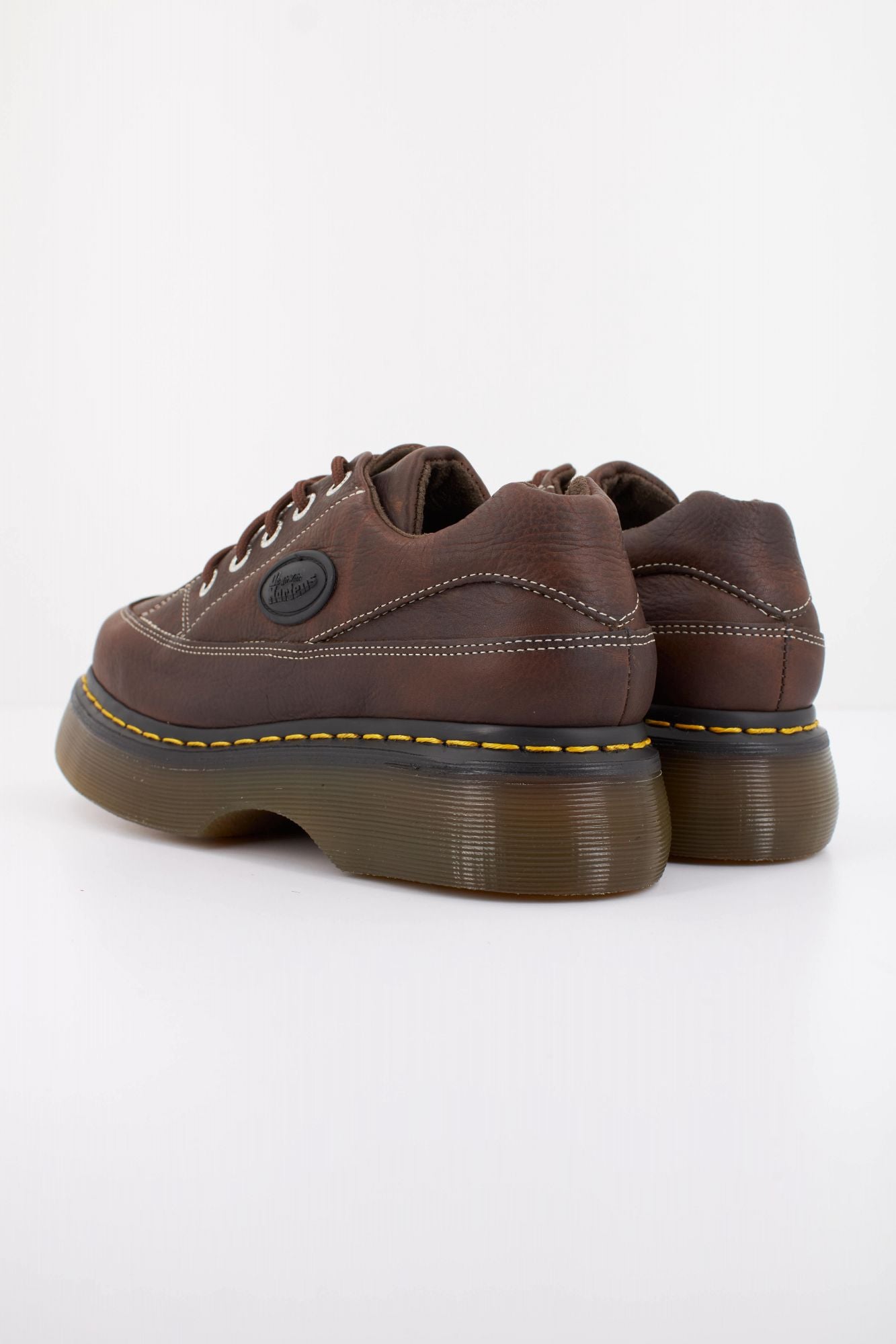 DR. MARTENS  BUZZ 5I  en color MARRON (3)