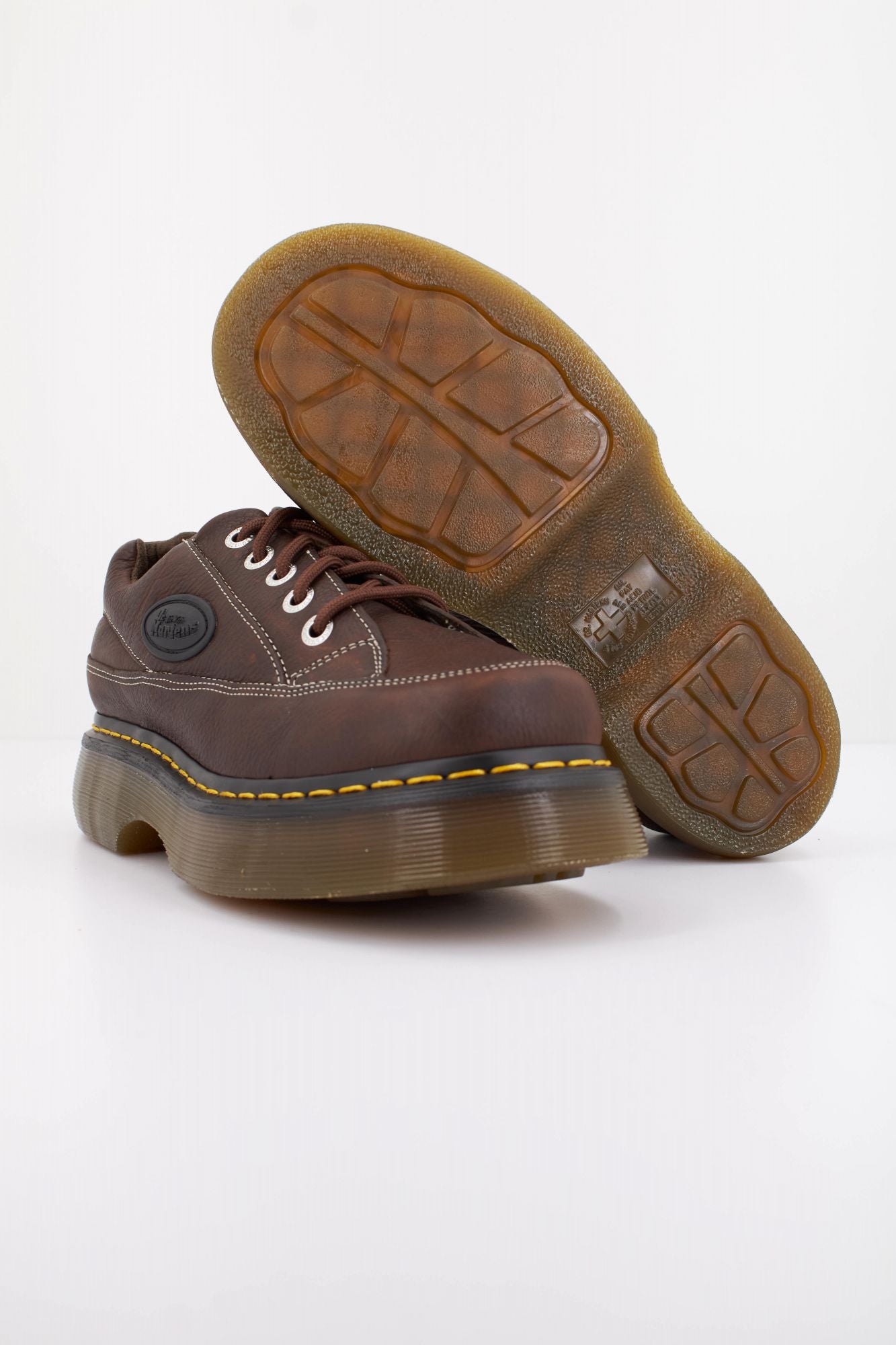 DR. MARTENS  BUZZ 5I  en color MARRON (4)