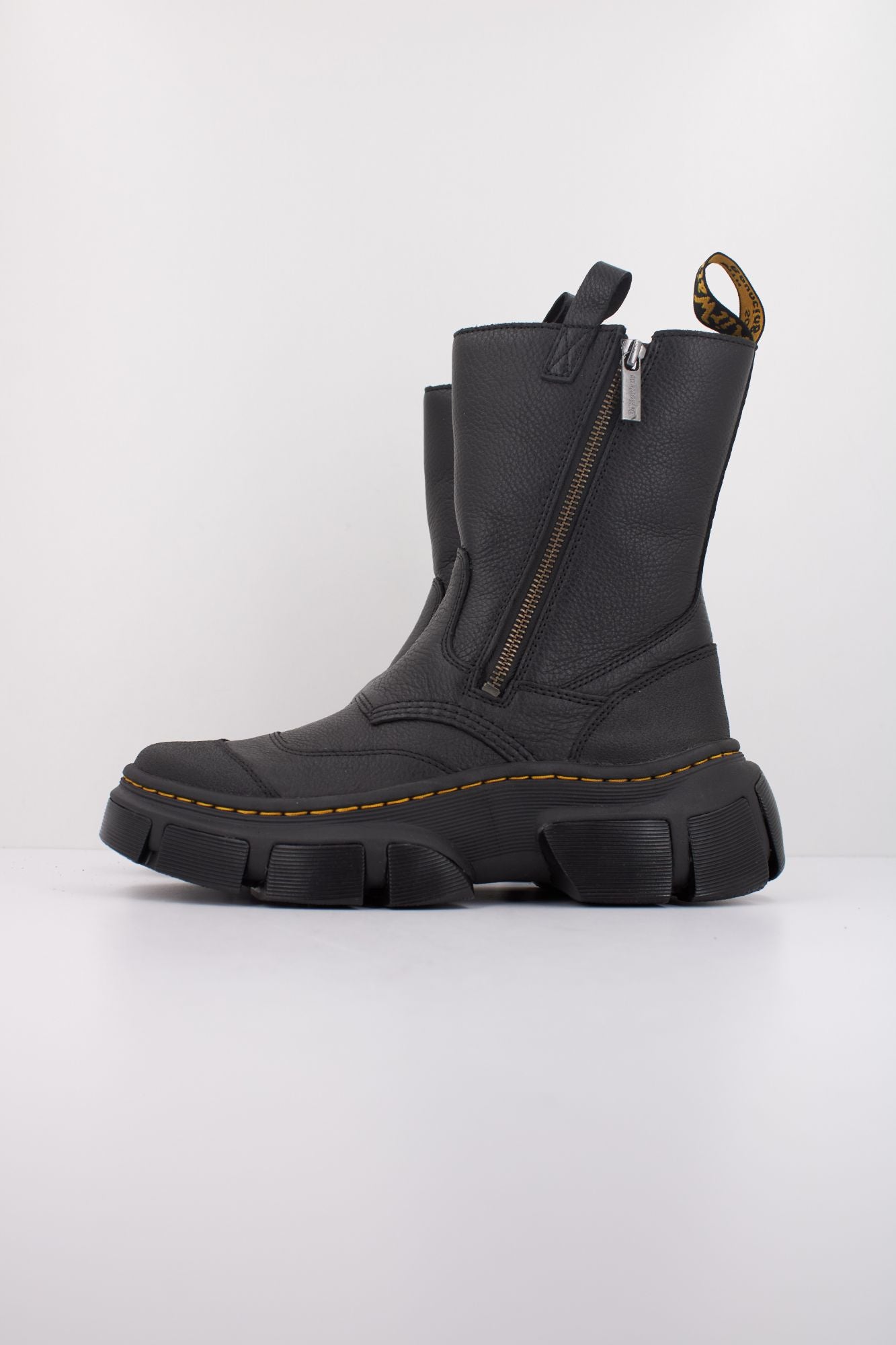DR. MARTENS DMXL RIGGER en color NEGRO (1)