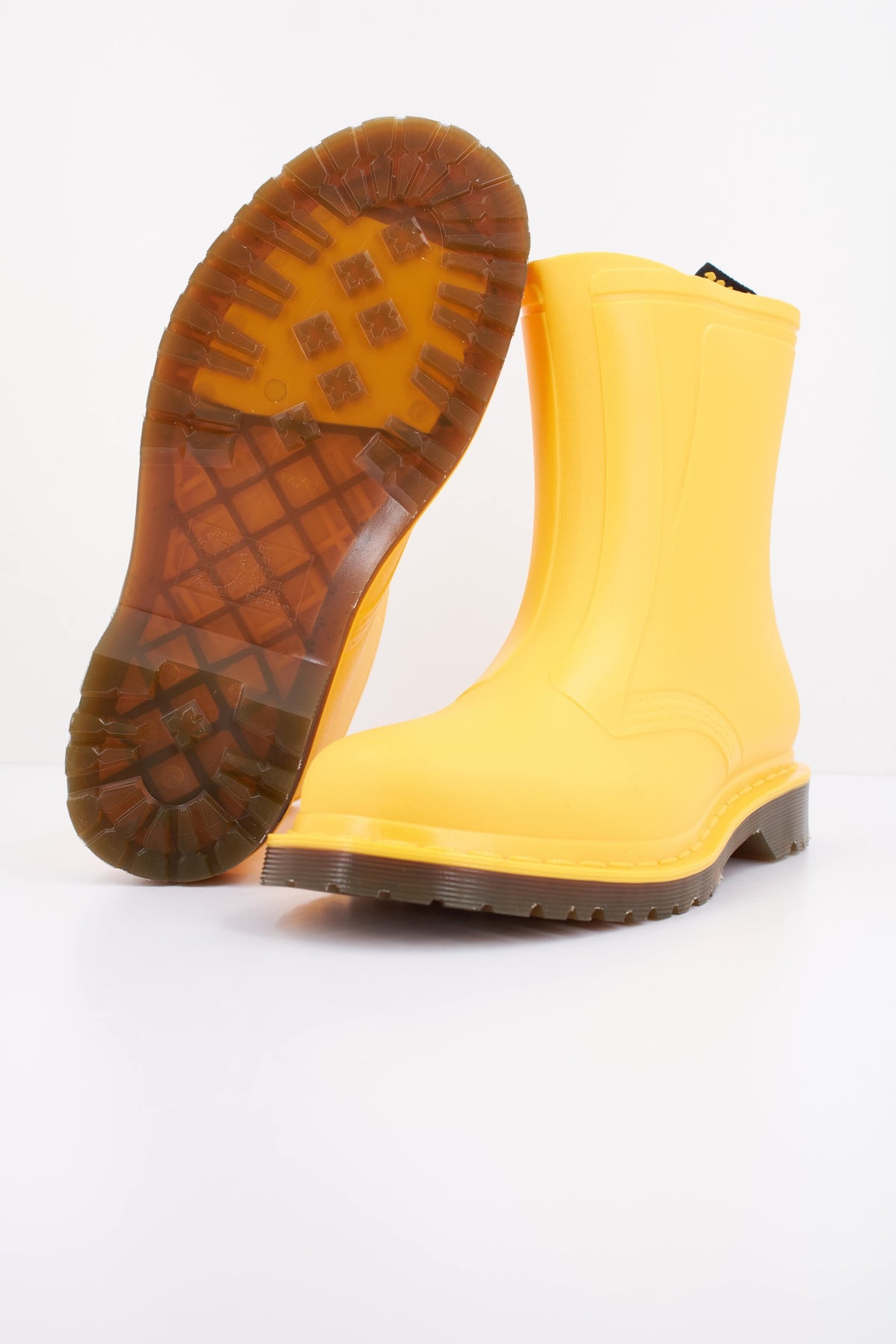DR. MARTENS RAIN DMS en color AMARILLO (5)