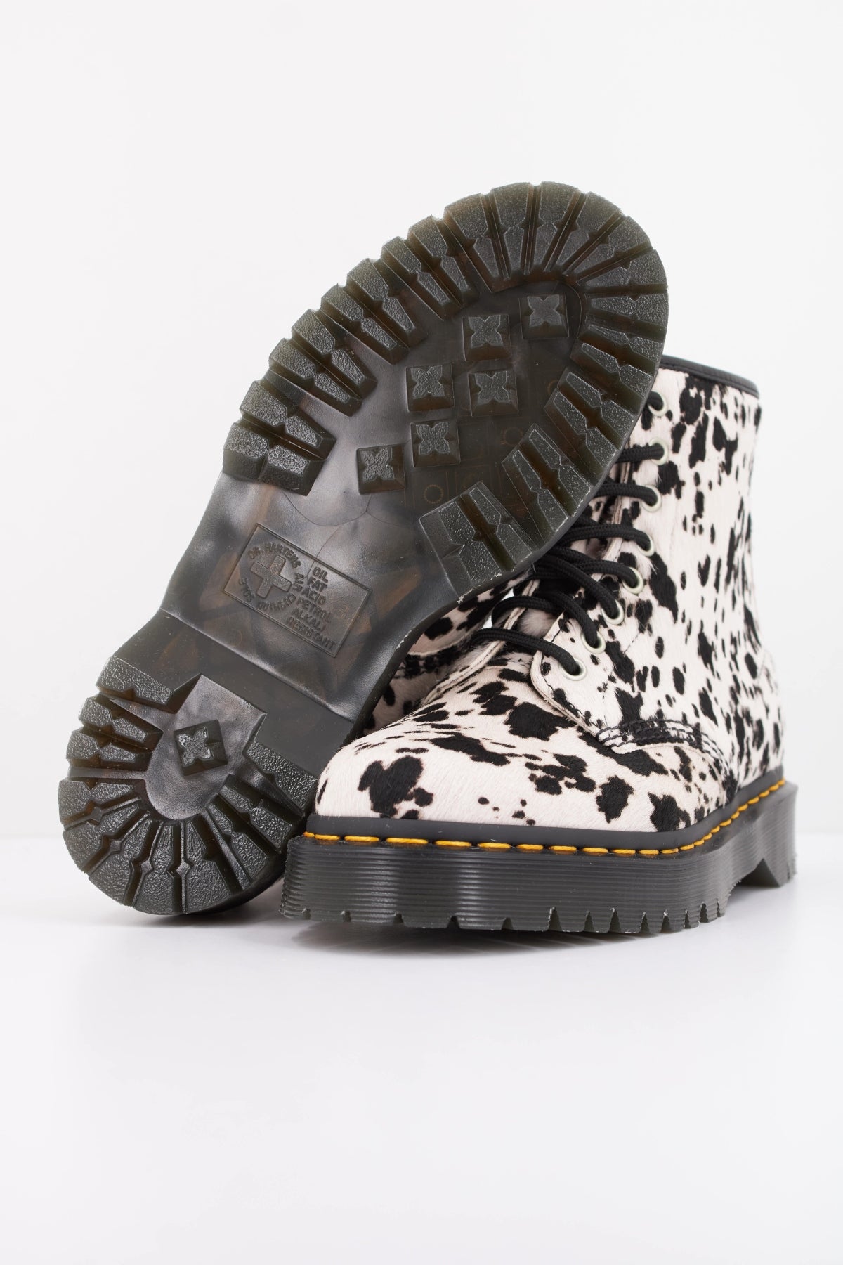 DR. MARTENS 1460 BEX en color ANIMAL PRINT (5)