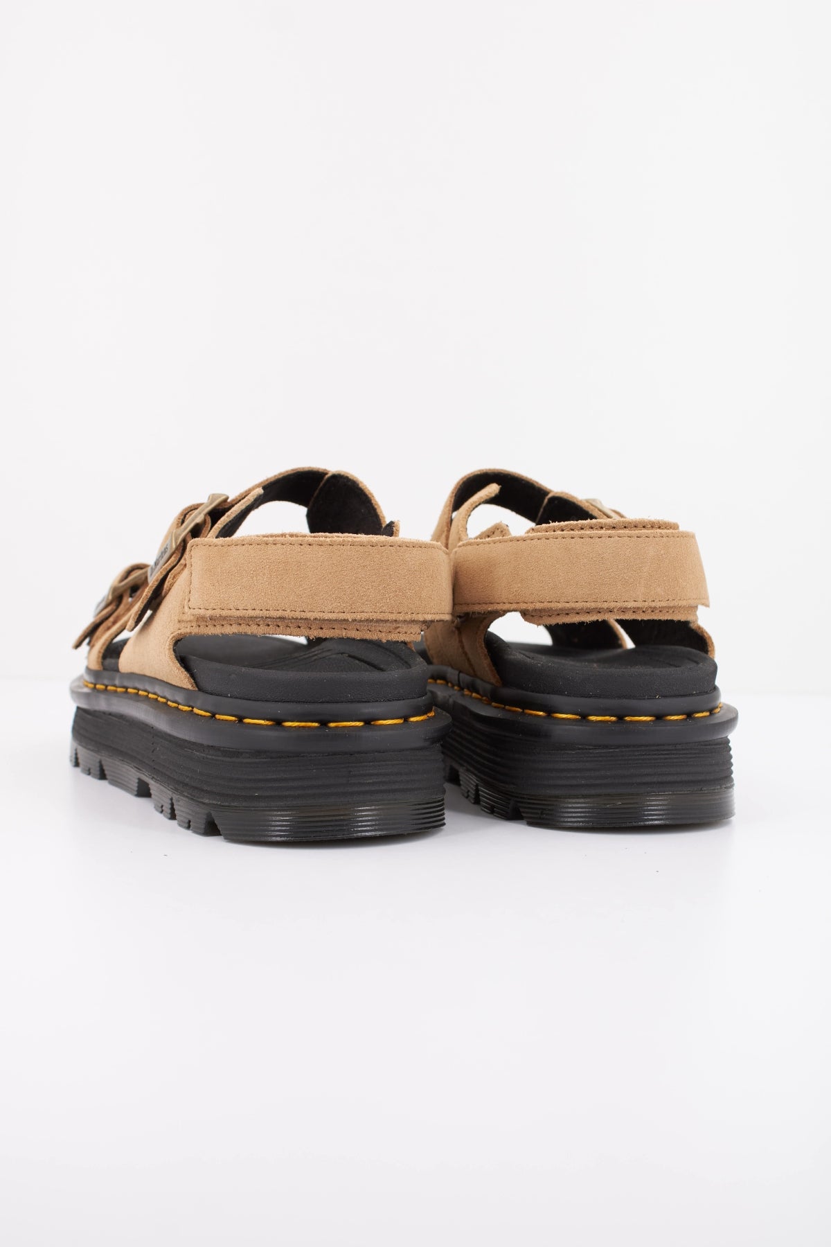 DR. MARTENS ZEBZAG SANDAL en color MARRON (4)