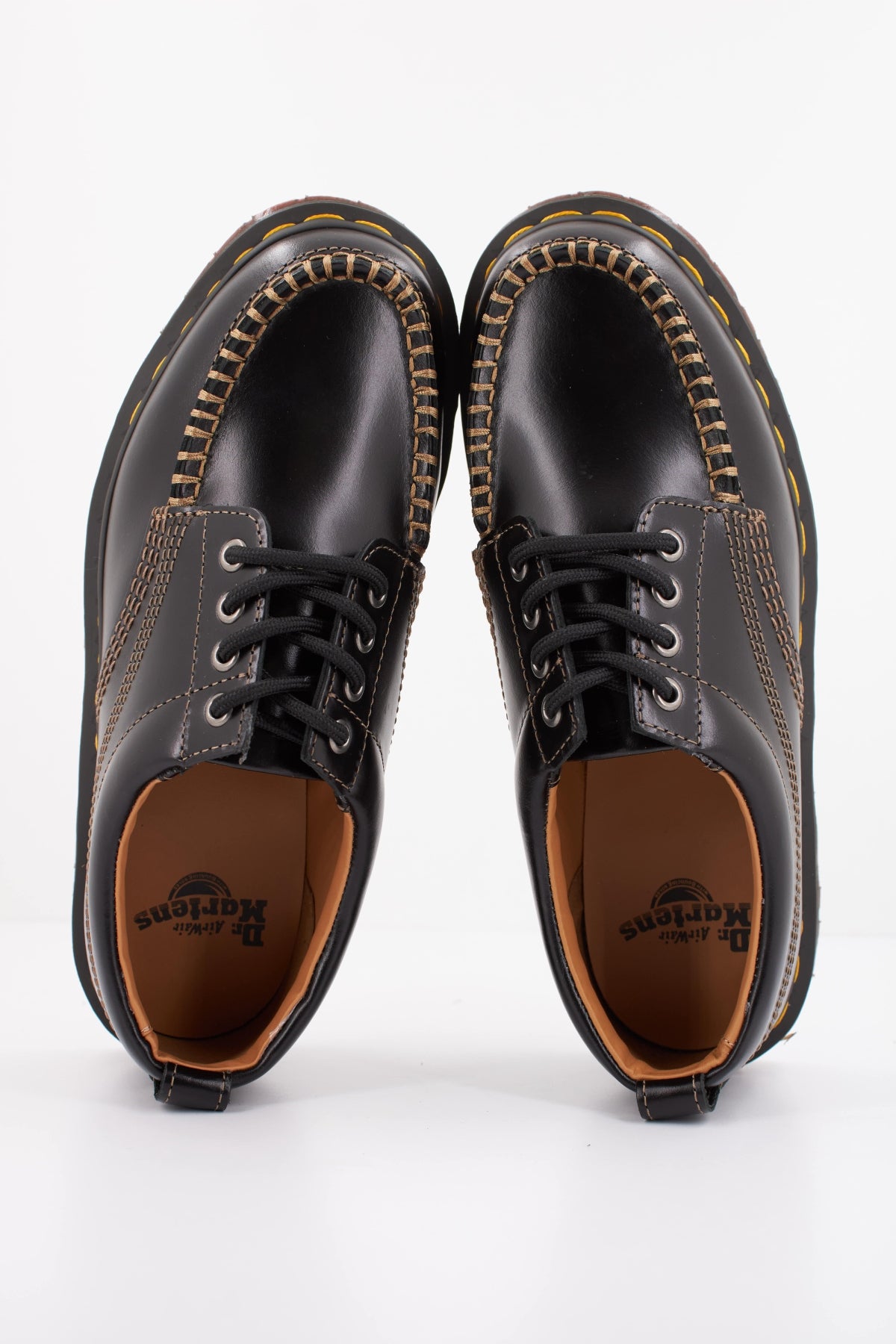 DR. MARTENS  LOWELL  en color NEGRO (3)