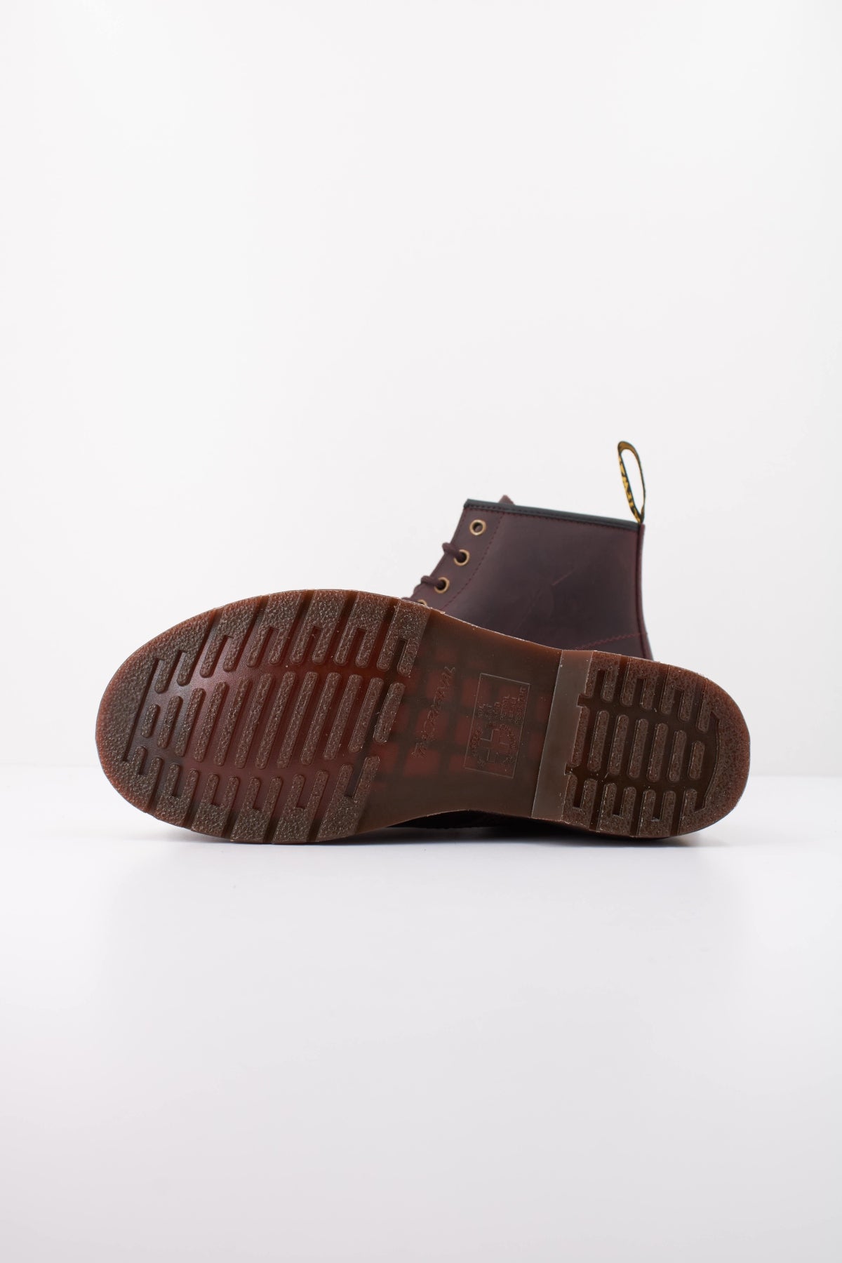 DR. MARTENS 101 en color BURDEOS (5)