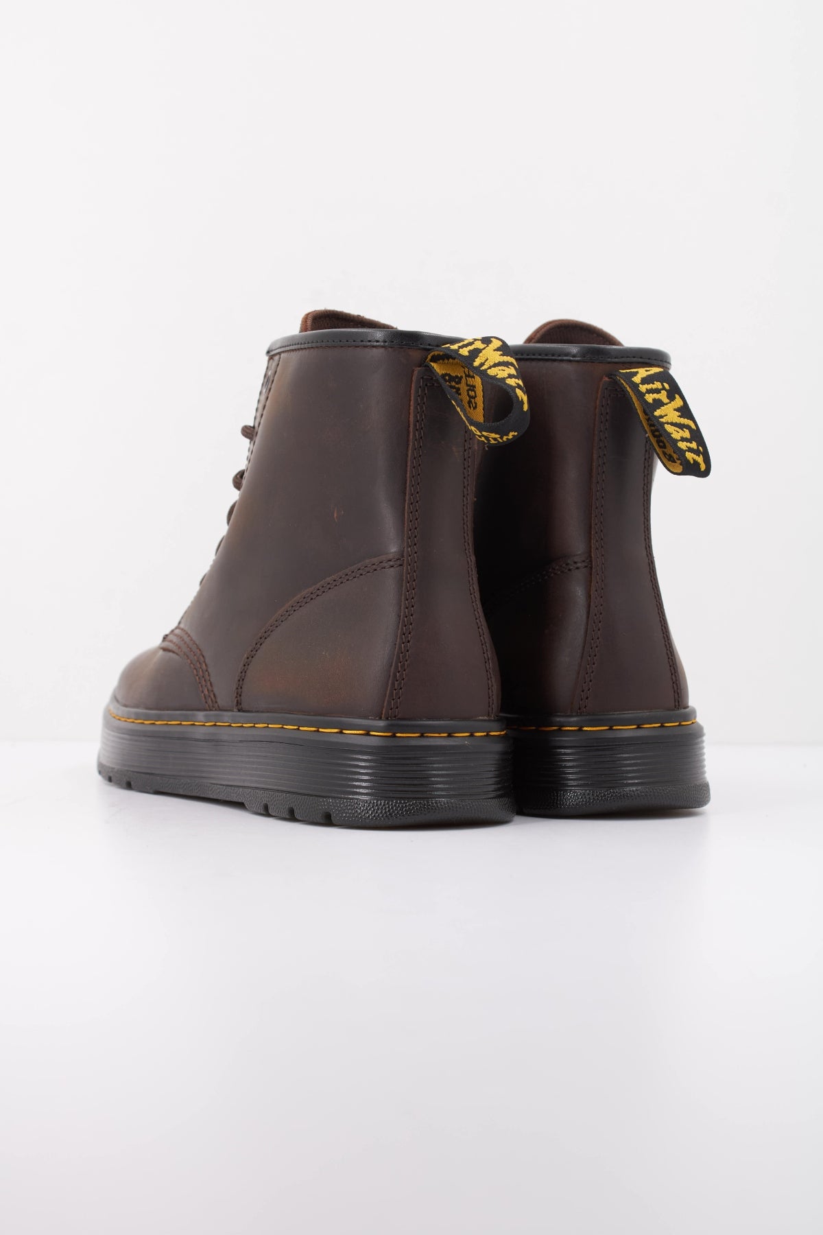 DR. MARTENS BROOKLINE CHUKKA en color MARRON (4)