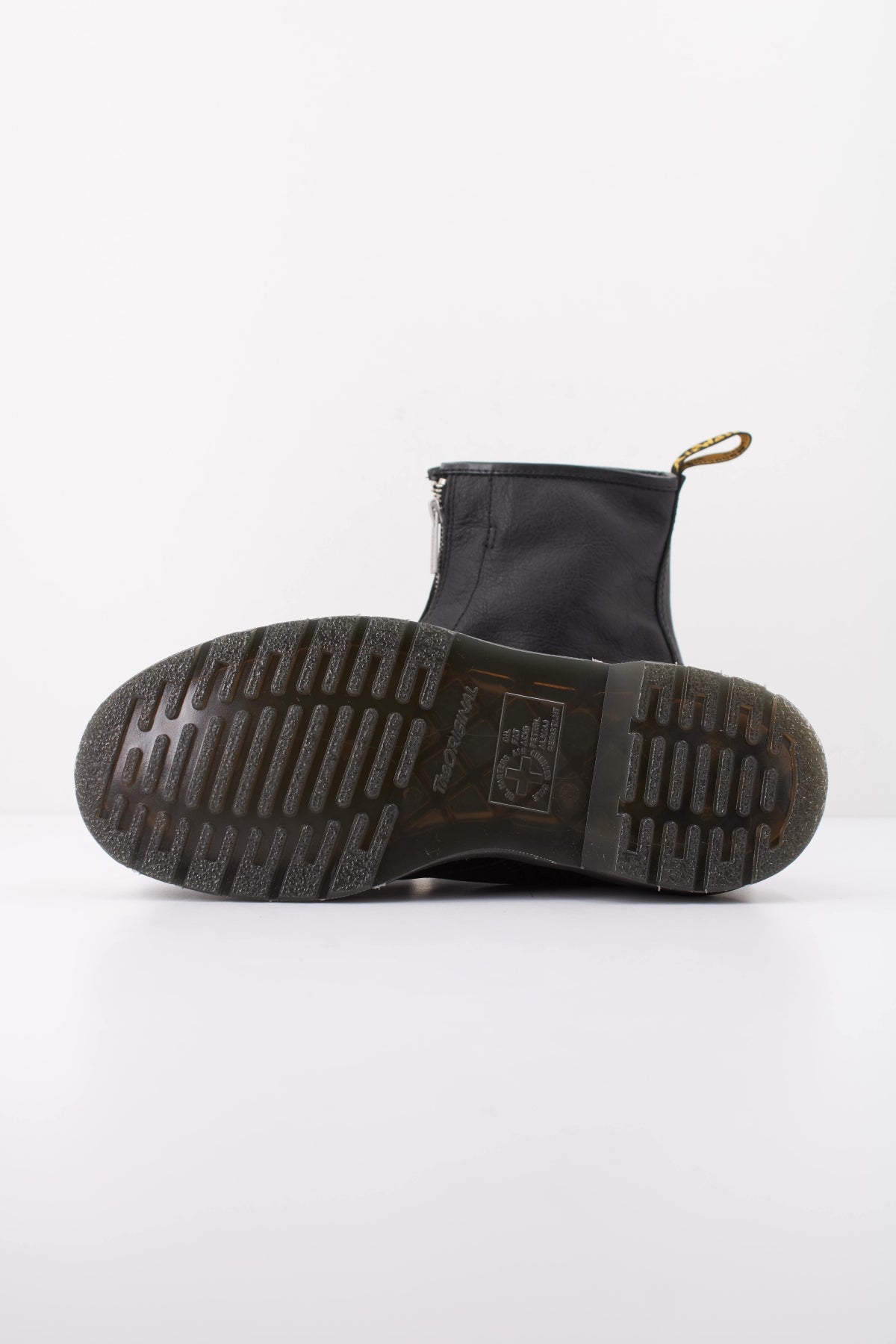 DR. MARTENS DMXL ZIP 42352001 en color NEGRO (5)