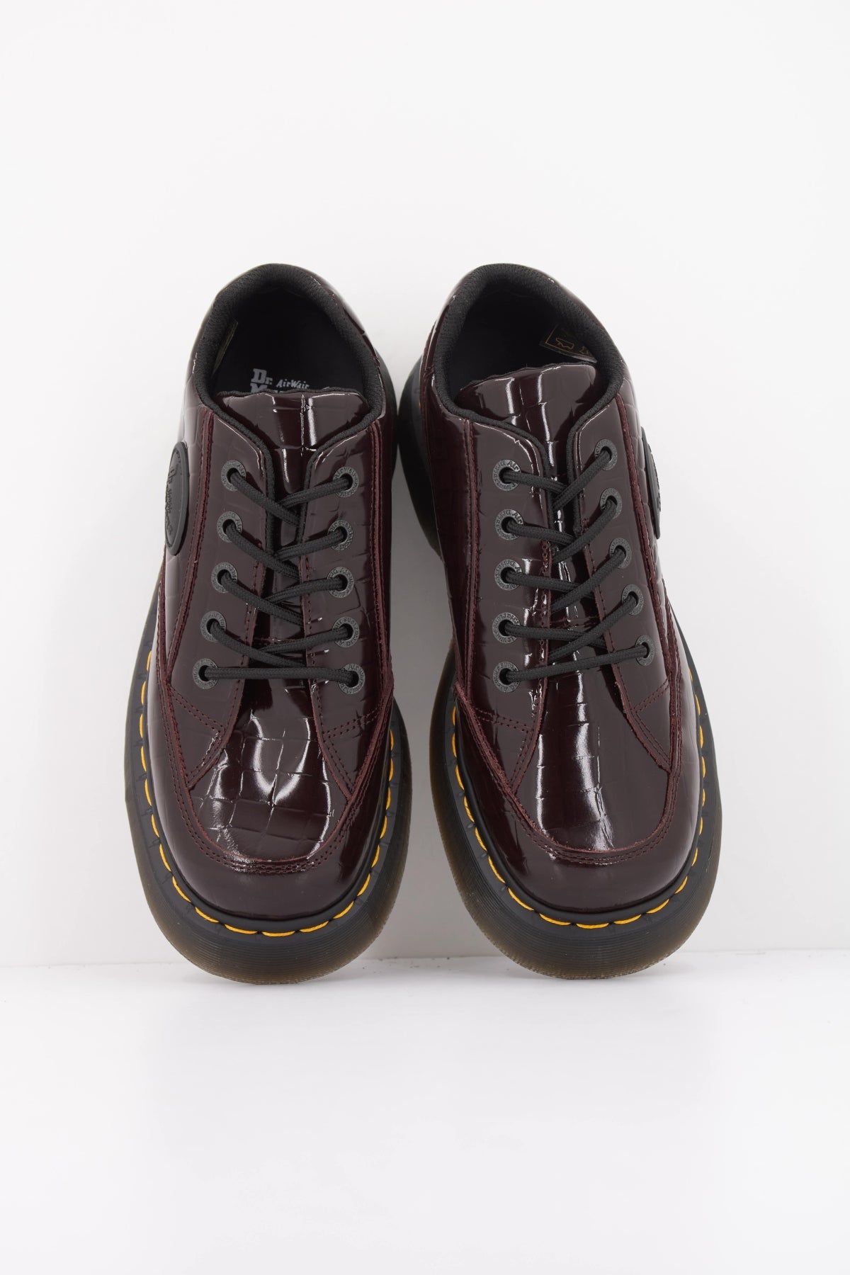 DR. MARTENS BUZZ 5I en color BURDEOS (3)