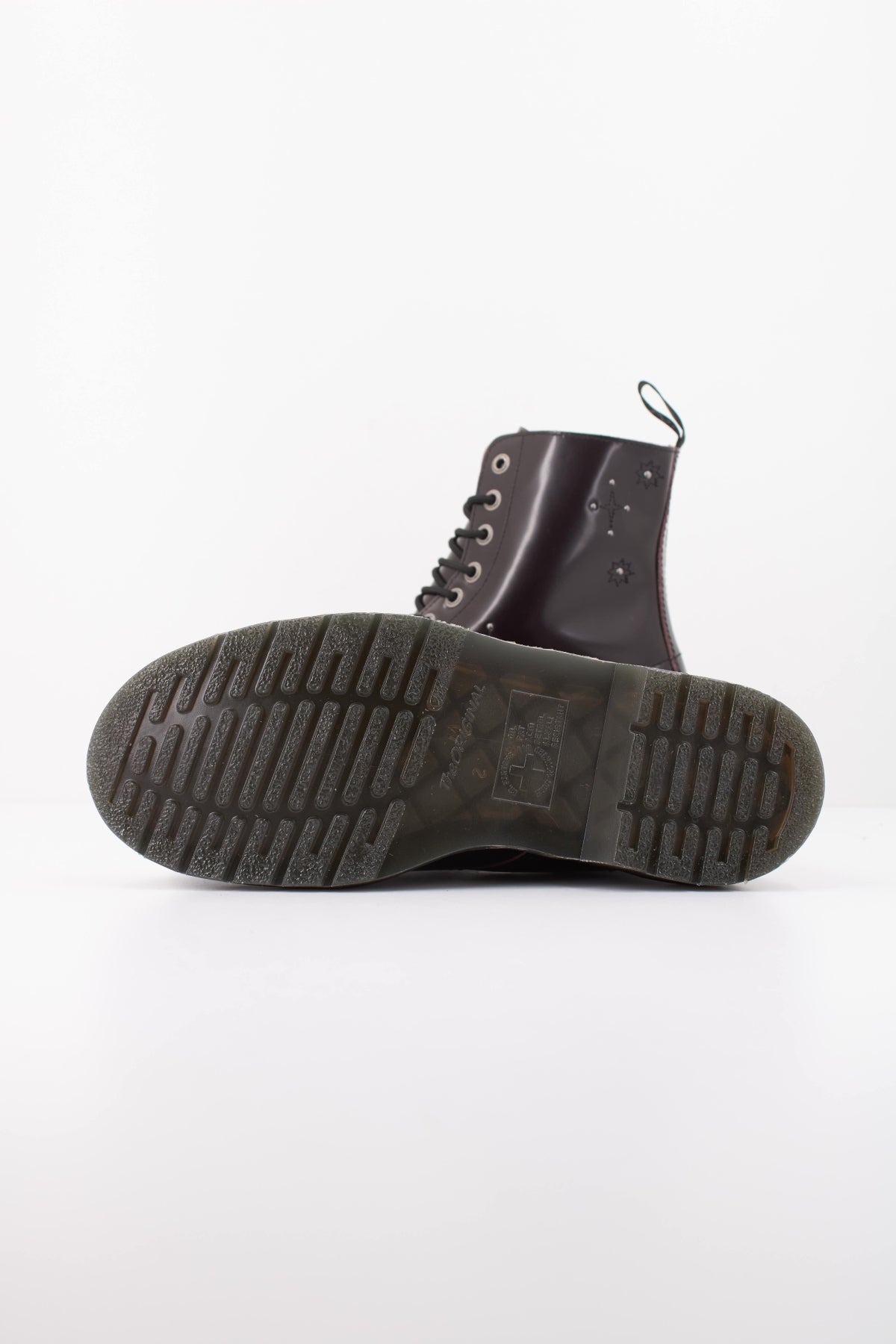DR. MARTENS 43270500DM en color VIOLETA (5)