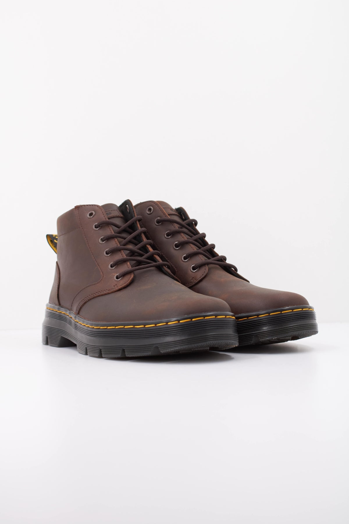 DR. MARTENS BONNY LEATHER en color MARRON (2)
