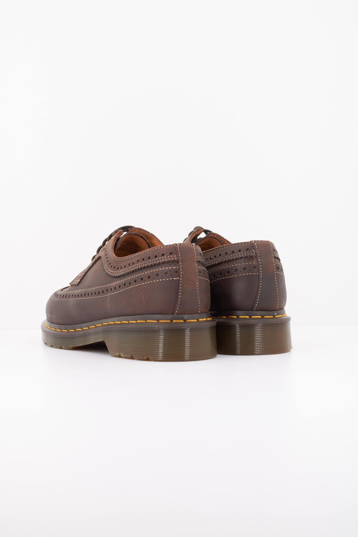 DR. MARTENS 3989 YS BROGUE SHOE en color MARRON (4)