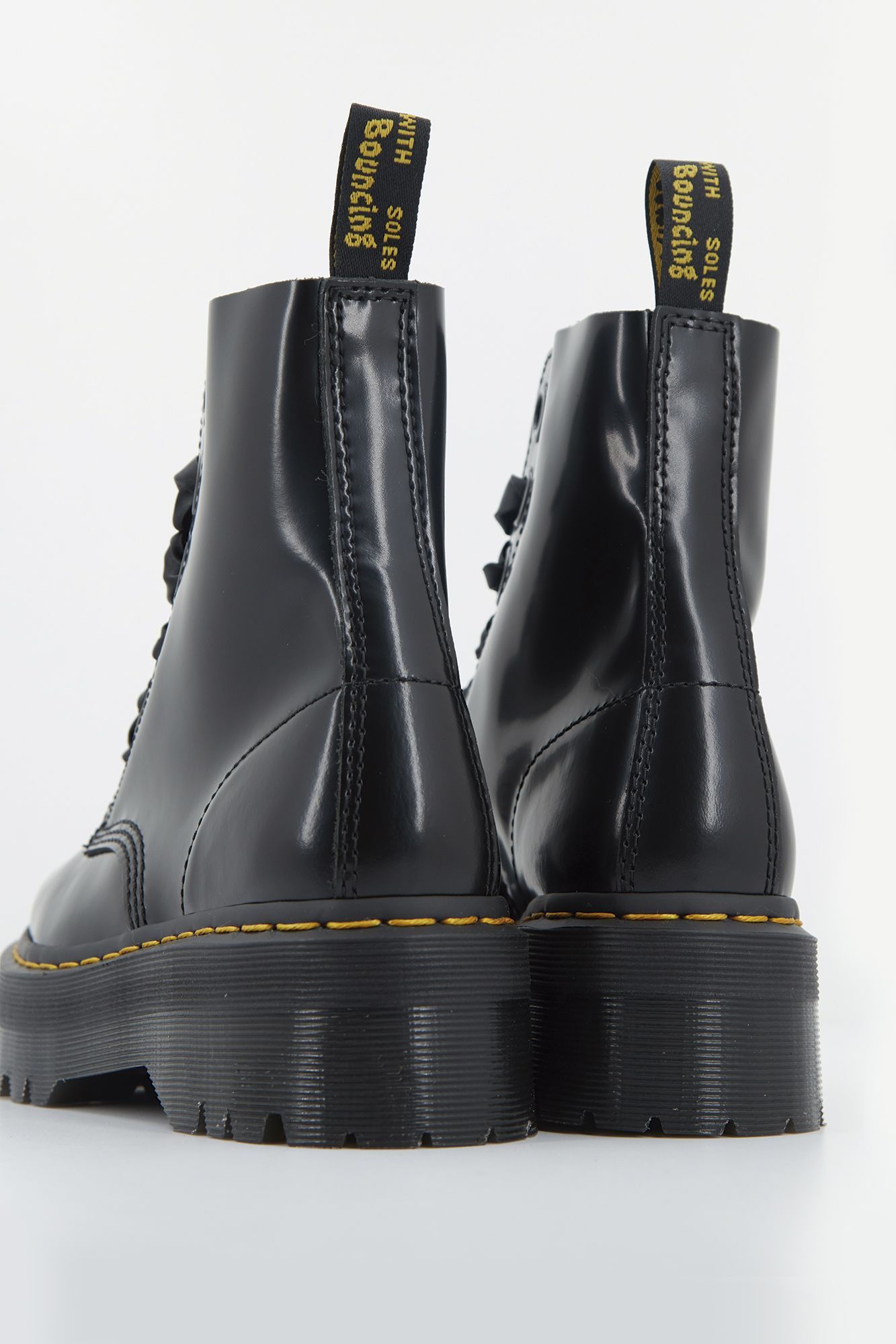 DR. MARTENS  MOLLY 6-EYE BUTTERO en color NEGRO (3)