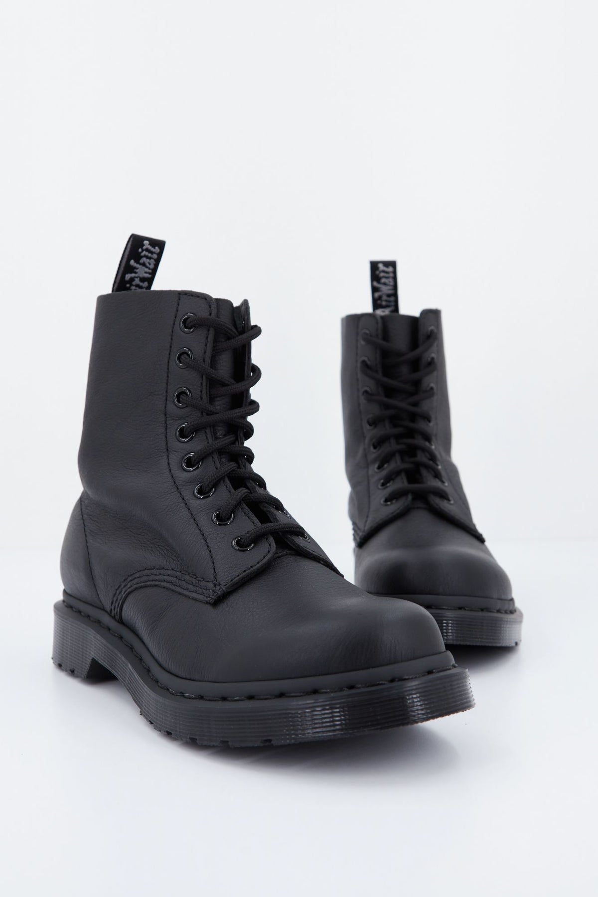 DR. MARTENS PASCAL MONO 8-EYE V en color NEGRO (2)