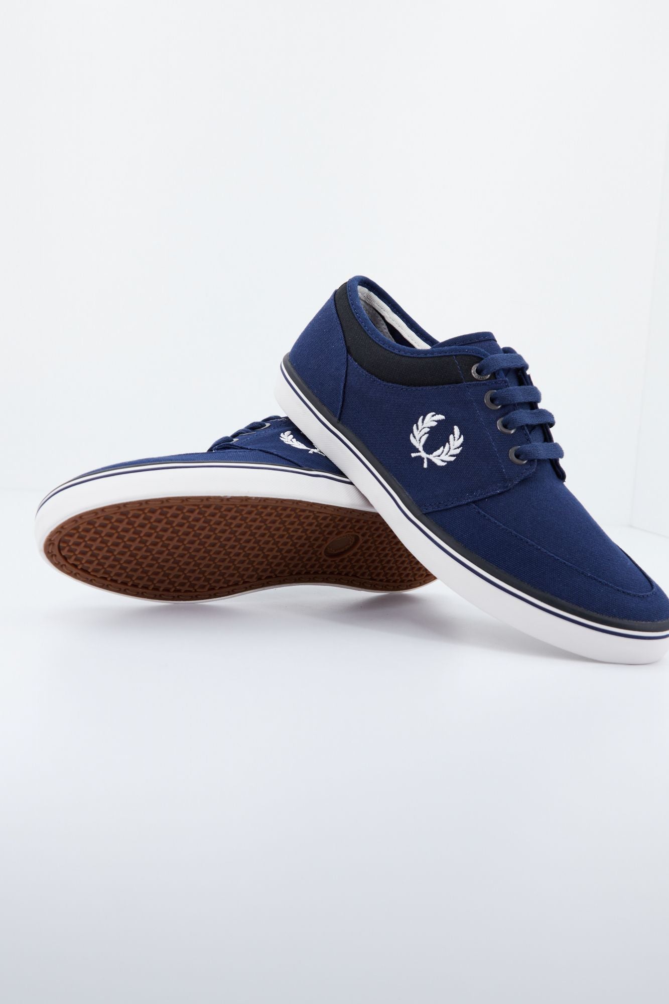 FRED PERRY STRATFORD CANVAS en color AZUL (4)