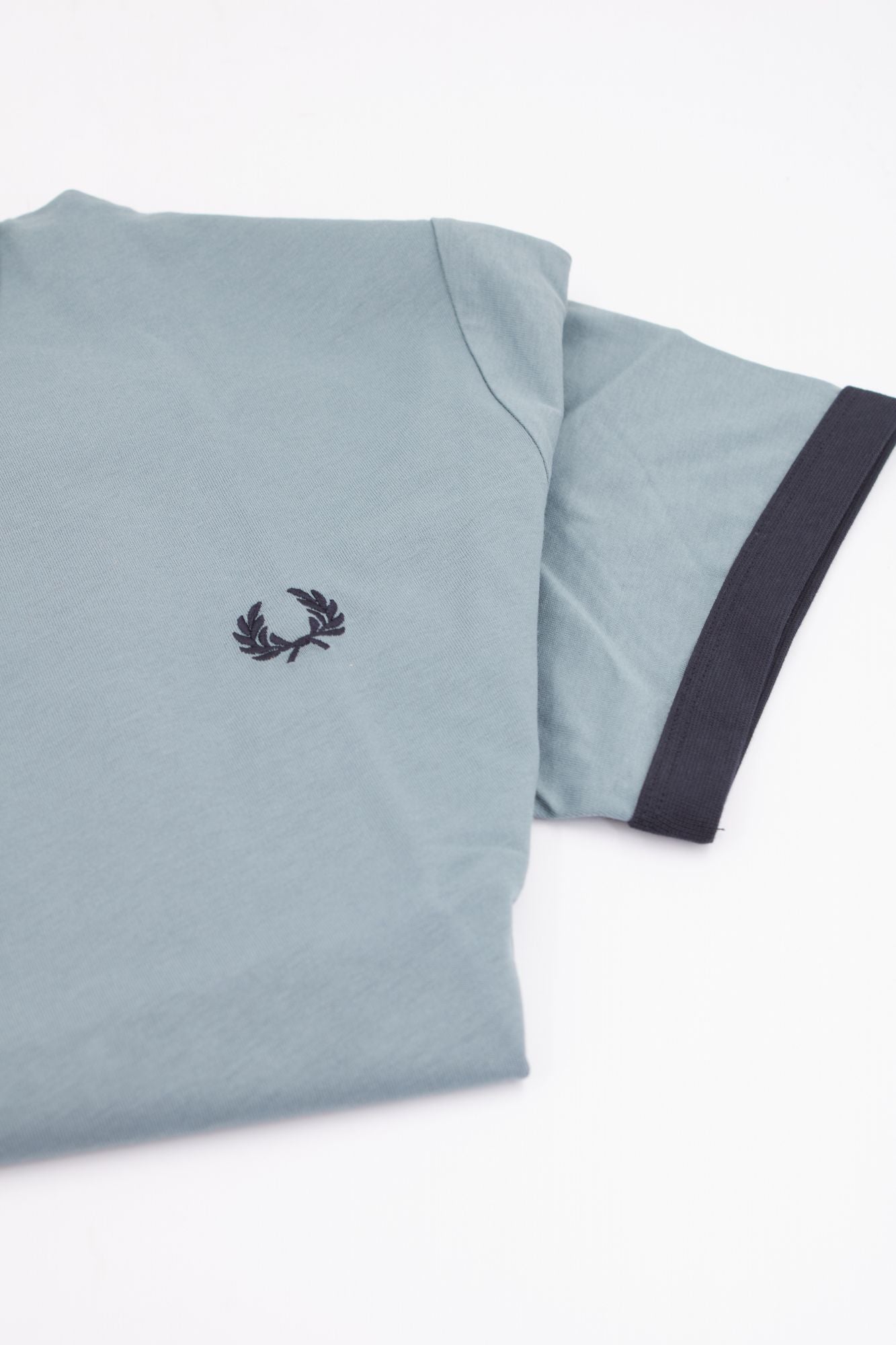 FRED PERRY RINGER T-SHIRT en color VERDE (3)