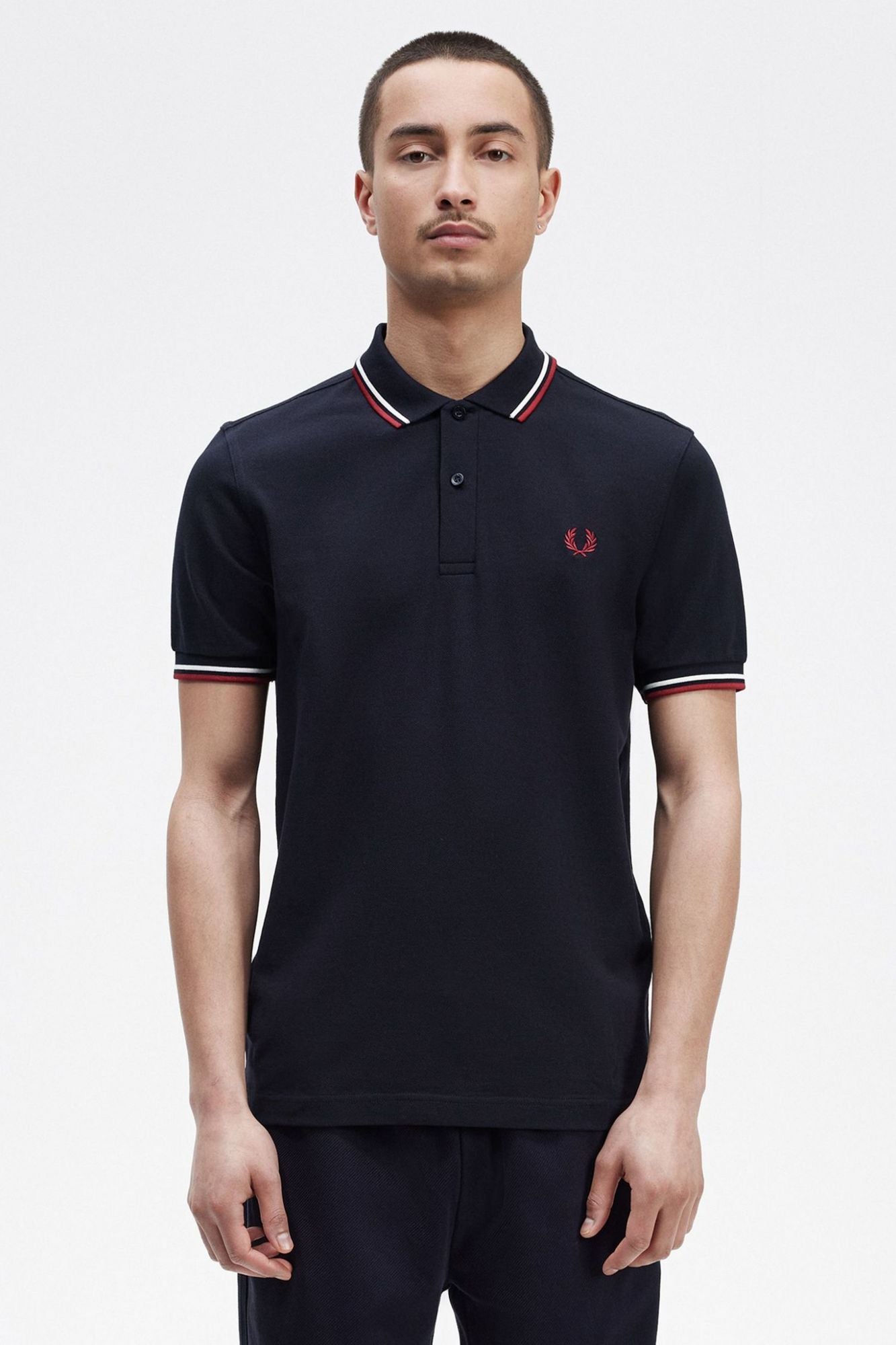 FRED PERRY TWIN TIPPED FRED PERRY SHIR en color AZUL (1)