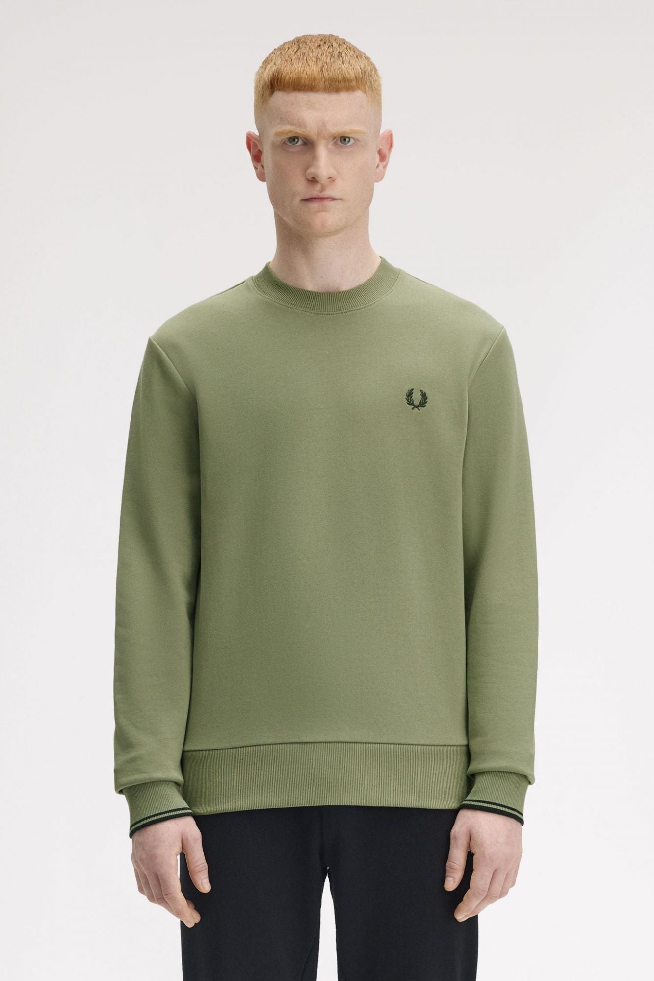 FRED PERRY NECK SWEATSHIRT en color VERDE (1)