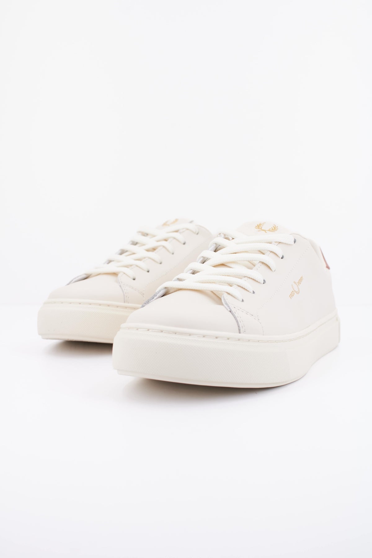 FRED PERRY B71 LEATHER en color BEIS (2)