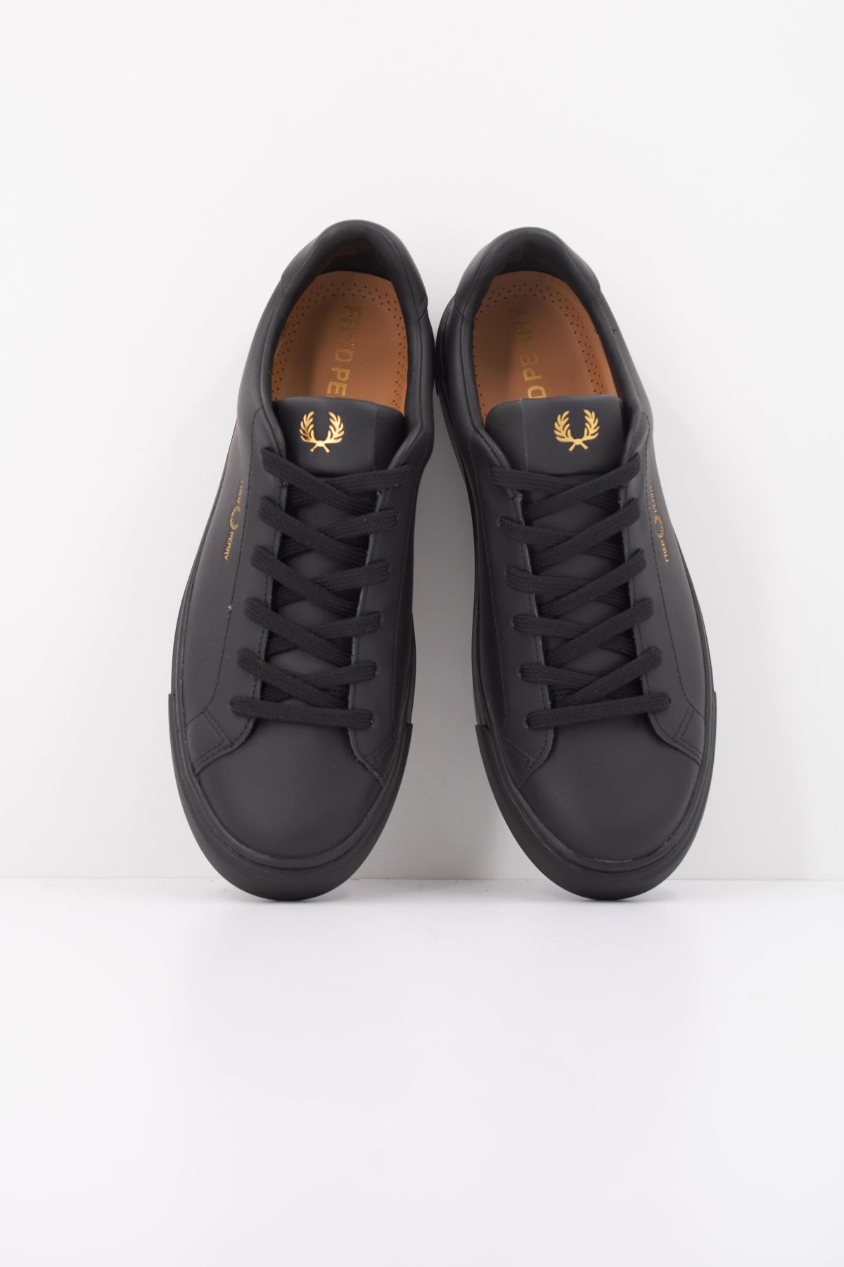 FRED PERRY B71 LEATHER B5310 en color NEGRO (3)