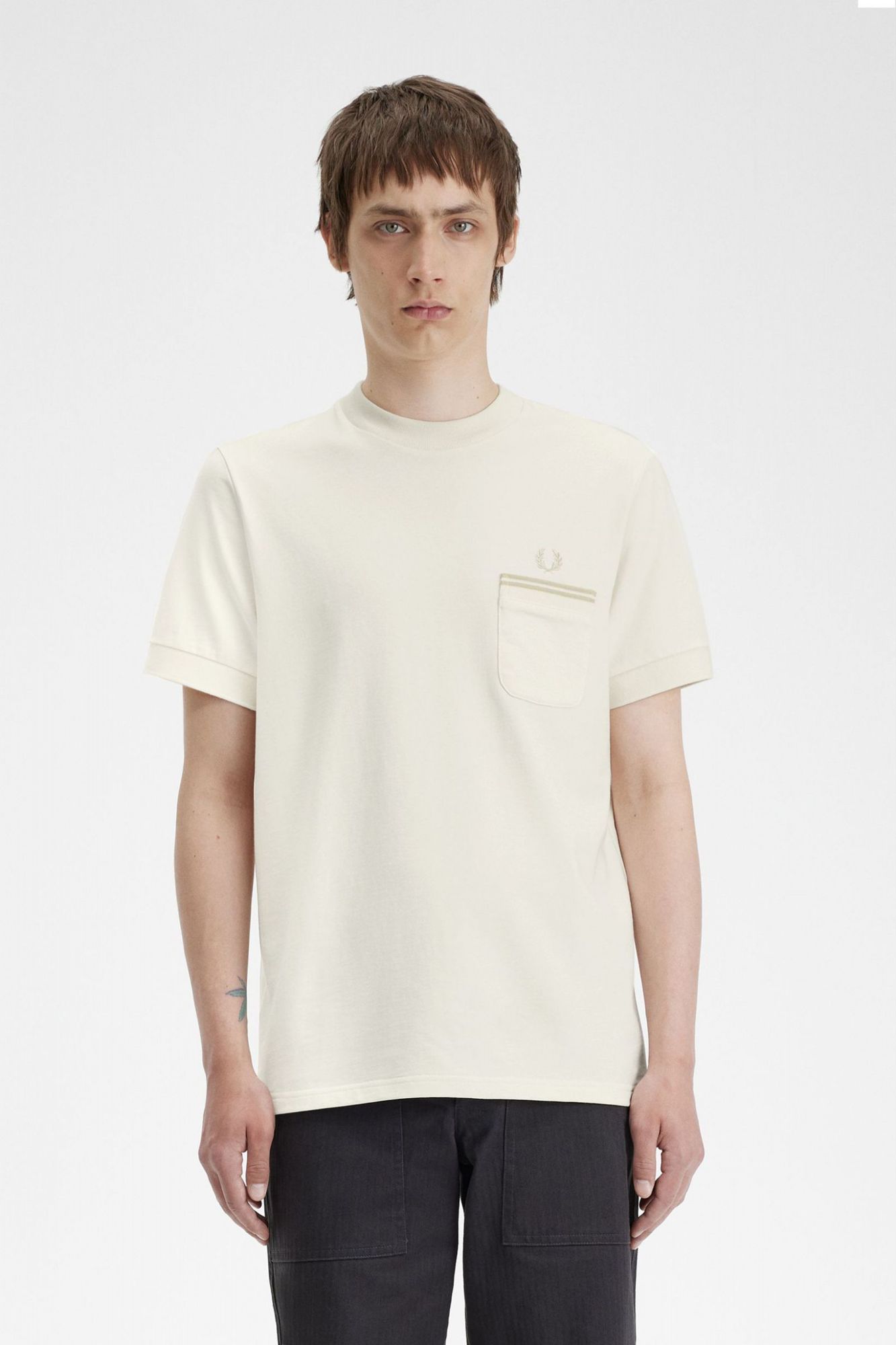 FRED PERRY LOOPBACK JERSEY POCKET en color BLANCO (1)