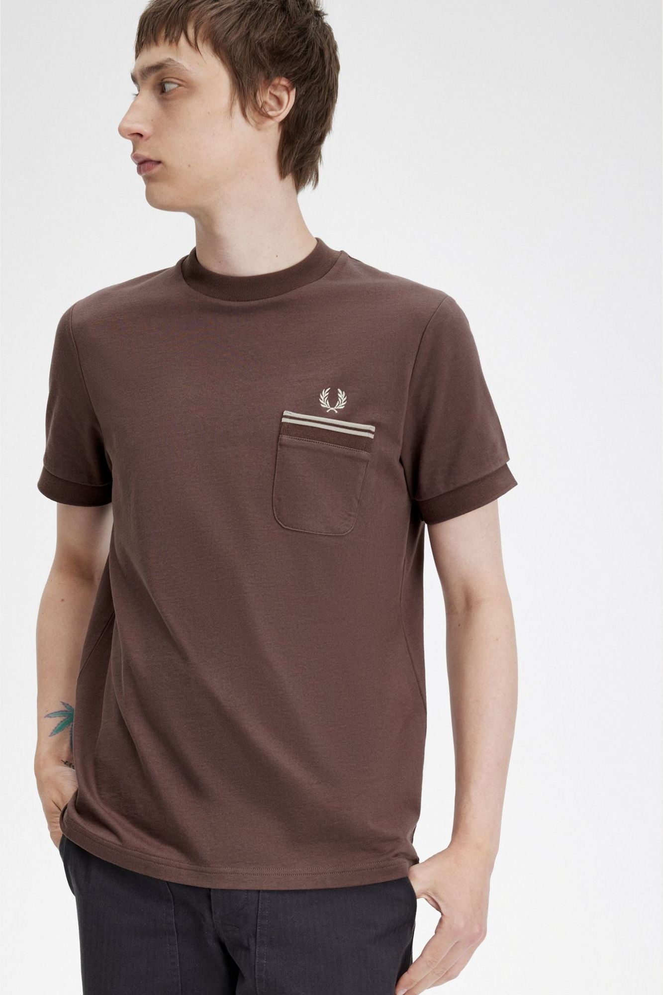 FRED PERRY M4650FP  en color BURDEOS (4)