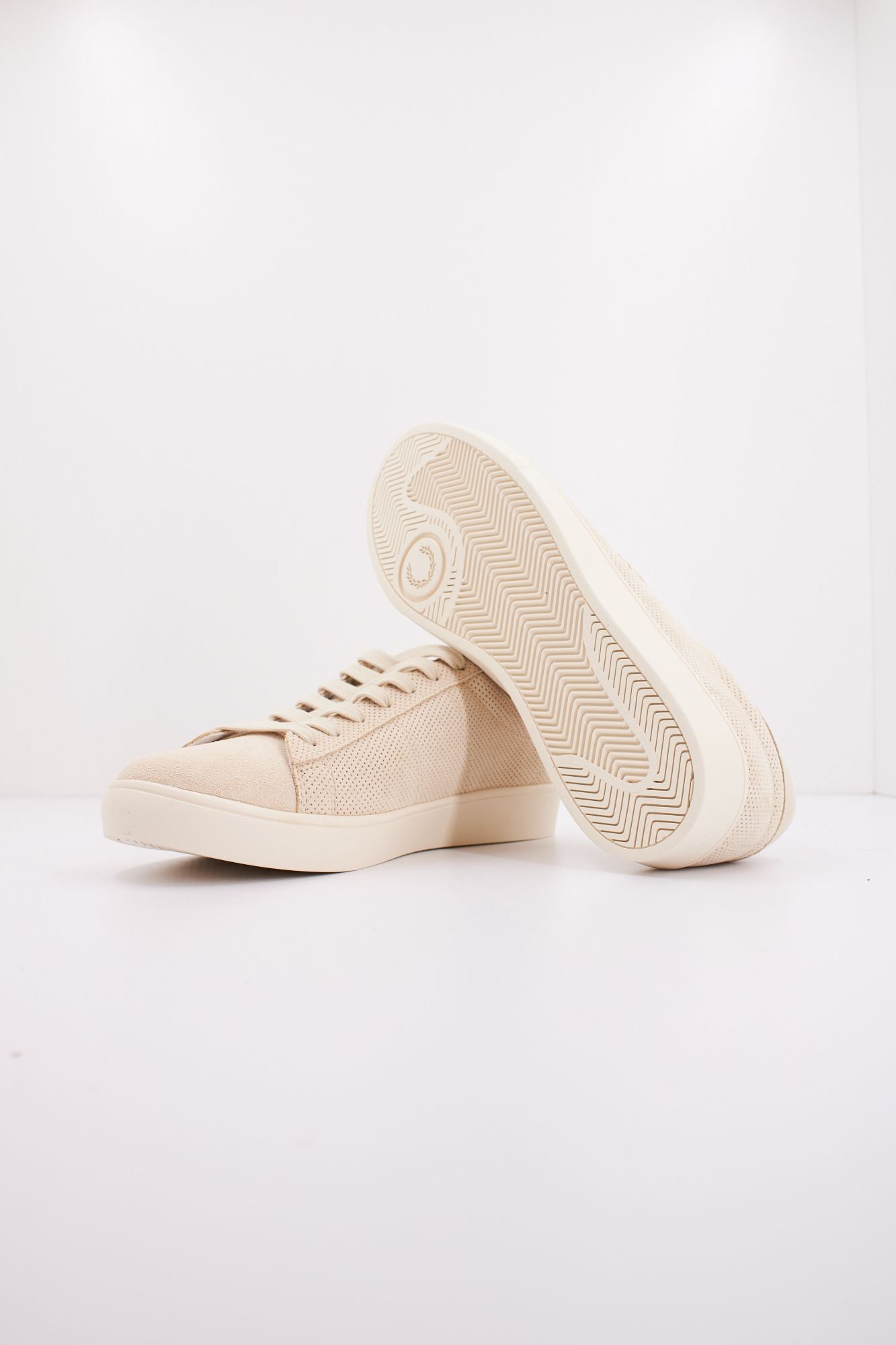 FRED PERRY B7307  en color BEIS (4)