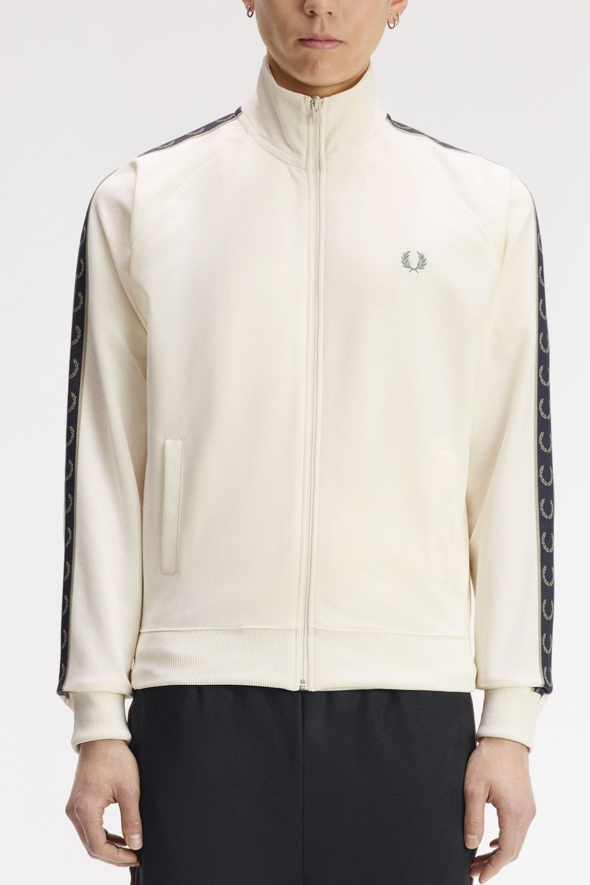 FRED PERRY J5557FP CONTRAST TAPE JACKET en color  (1)