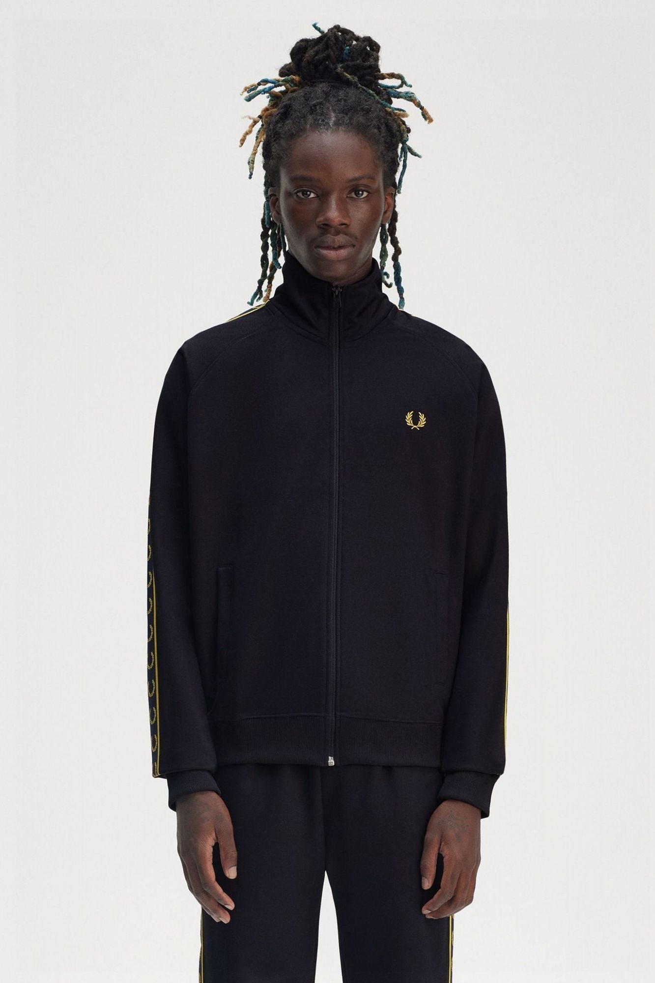 FRED PERRY CONTRAST TAPE TRACK KACKET en color AZUL (1)