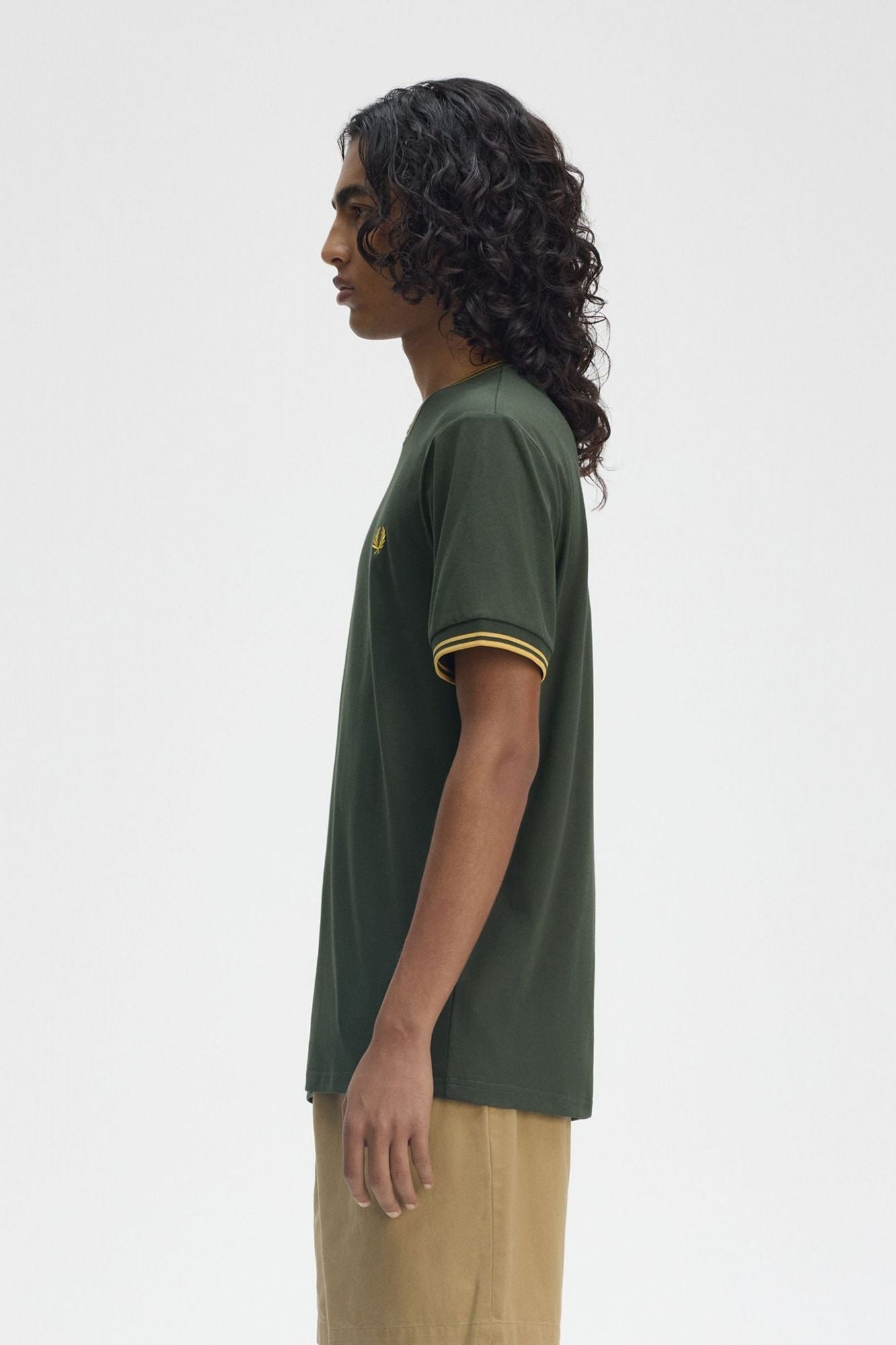 FRED PERRY TWIN TIPPED T-SHIRT en color VERDE (3)