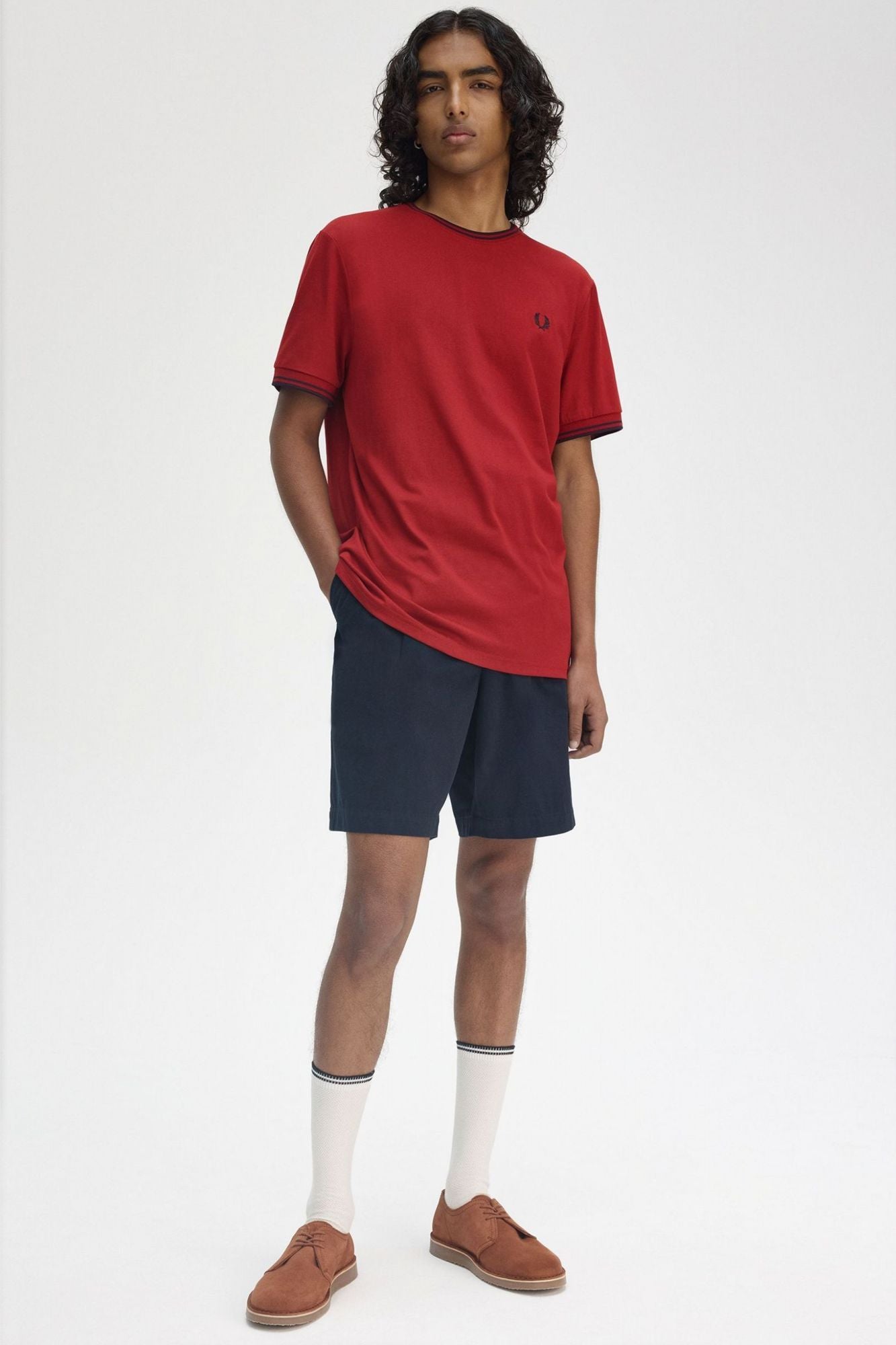 FRED PERRY  TWIN TIPPED T-SHIRT en color ROJO (4)