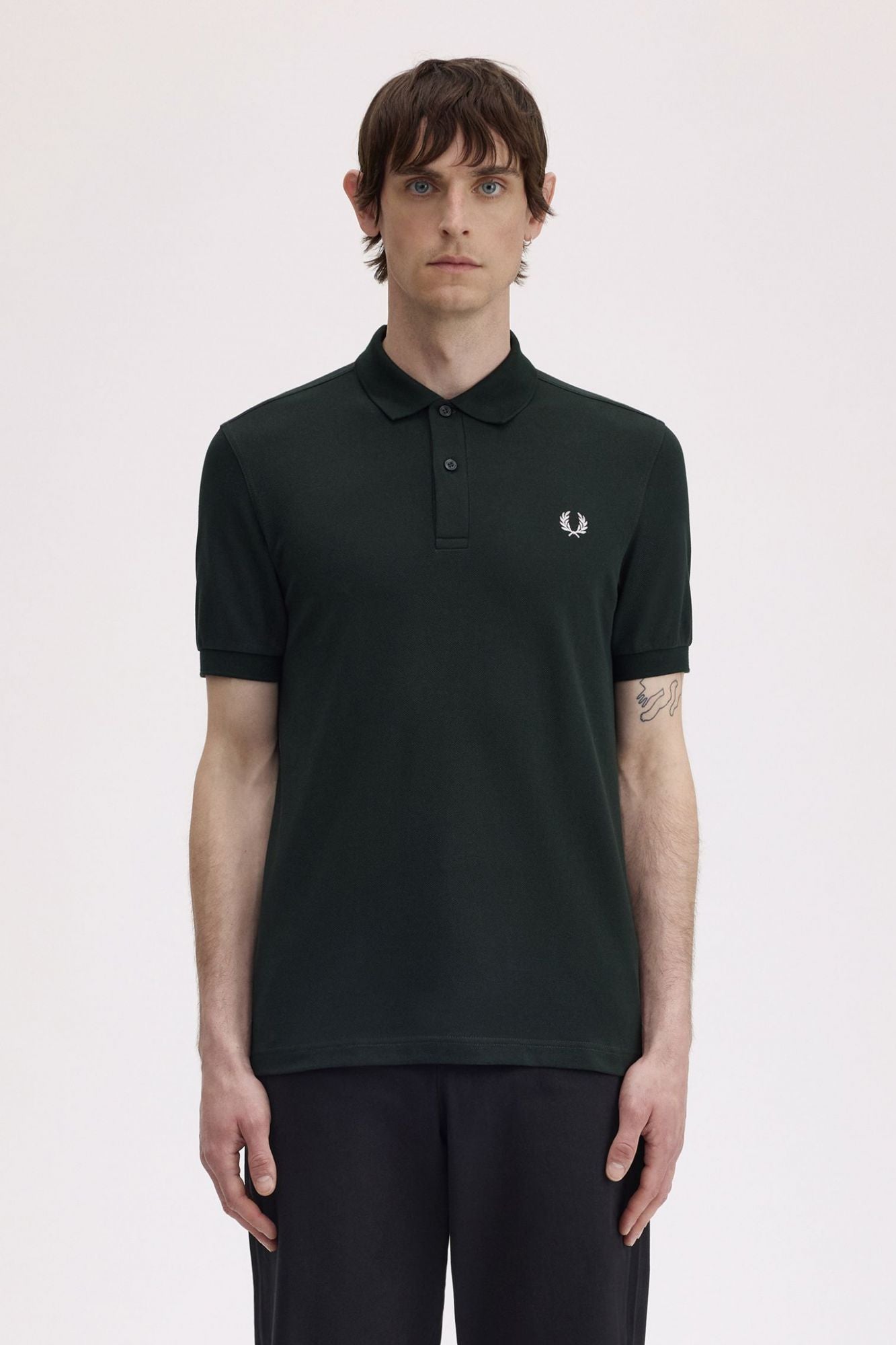FRED PERRY  PLAIN FRED PERRY SHIRT en color VERDE (1)