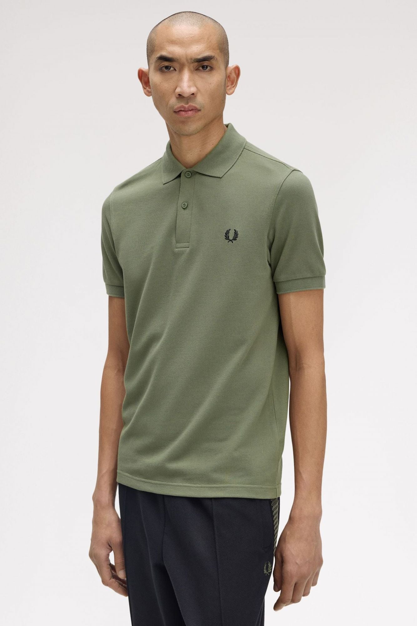 FRED PERRY  PLAIN FRED PERRY SHIRT en color VERDE (4)