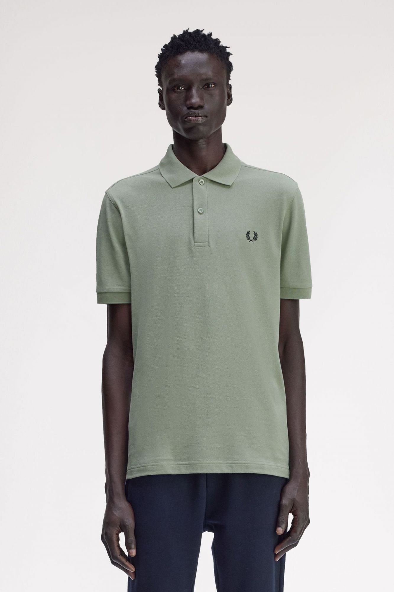 FRED PERRY  PLAIN FRED PERRY SHIRT en color VERDE (1)