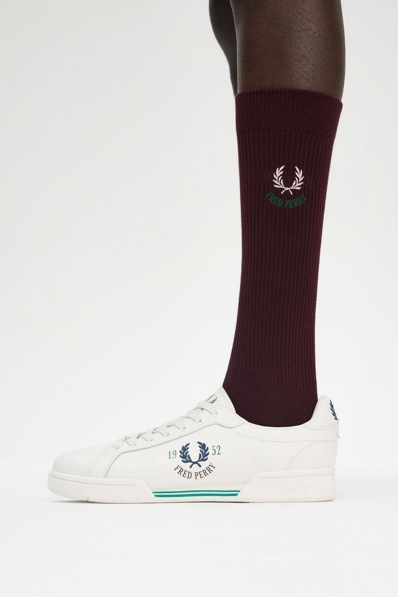 FRED PERRY CLUBHOUSE SOCK en color BURDEOS (2)